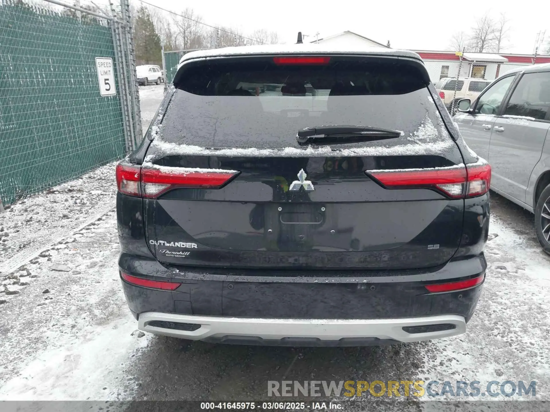 16 fotografías del automóvil dañado JA4J4UA88PZ009551 MITSUBISHI OUTLANDER 2023