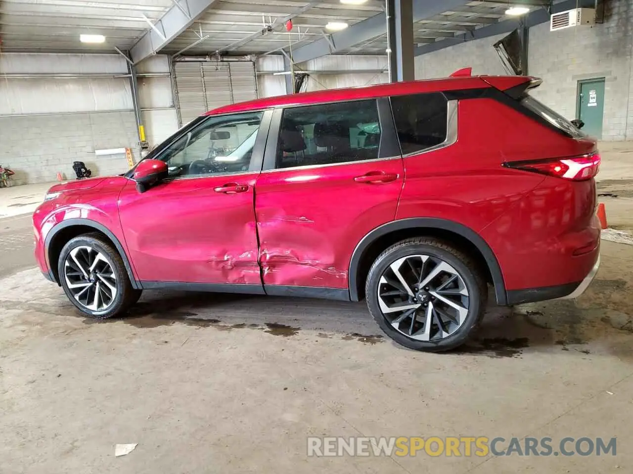 2 fotografías del automóvil dañado JA4J4UA88PZ017276 MITSUBISHI OUTLANDER 2023