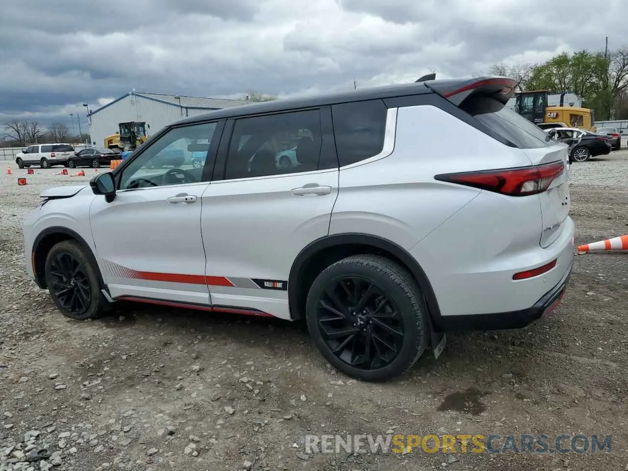 2 fotografías del automóvil dañado JA4J4UA88PZ032845 MITSUBISHI OUTLANDER 2023