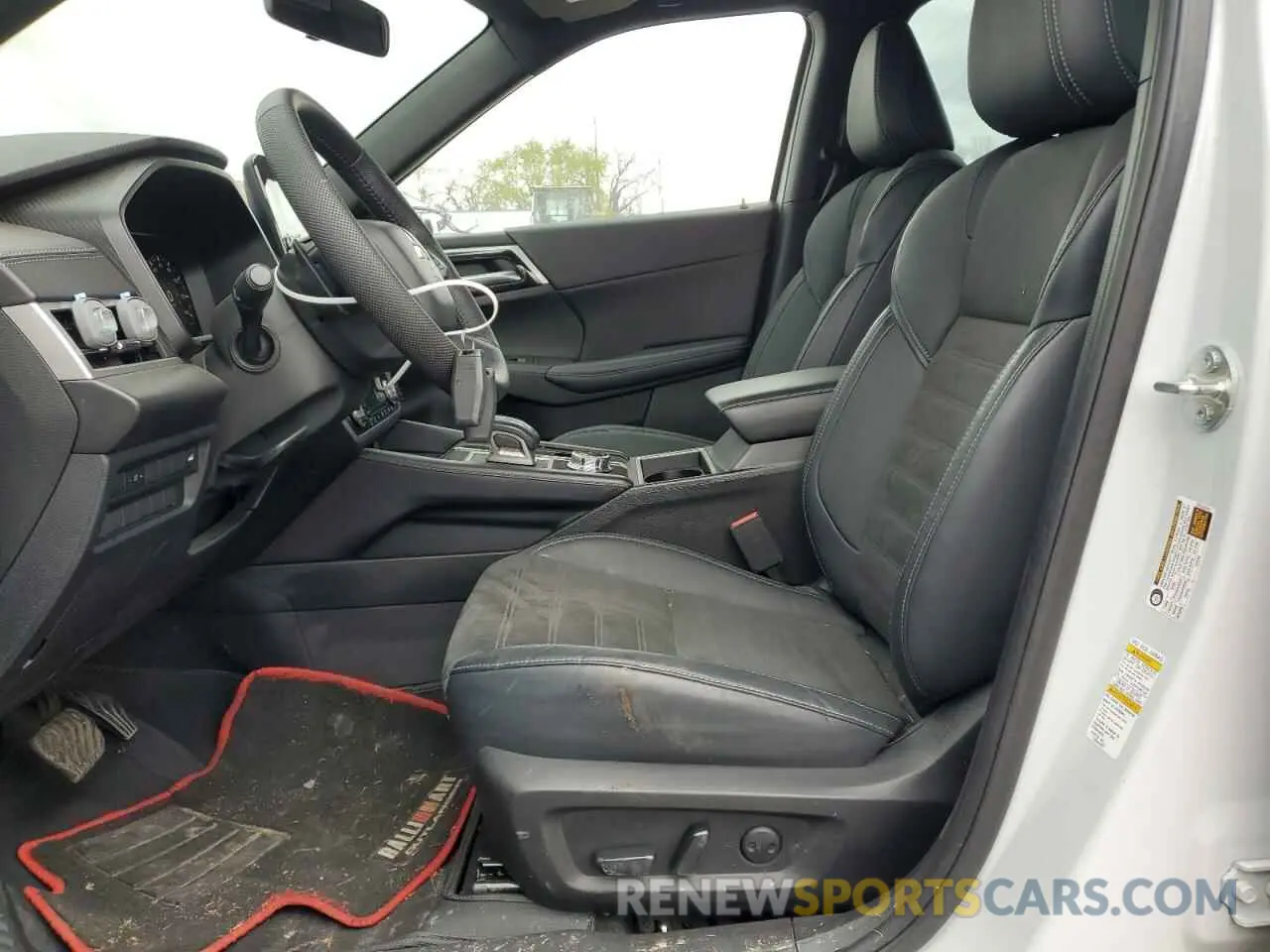 7 fotografías del automóvil dañado JA4J4UA88PZ032845 MITSUBISHI OUTLANDER 2023