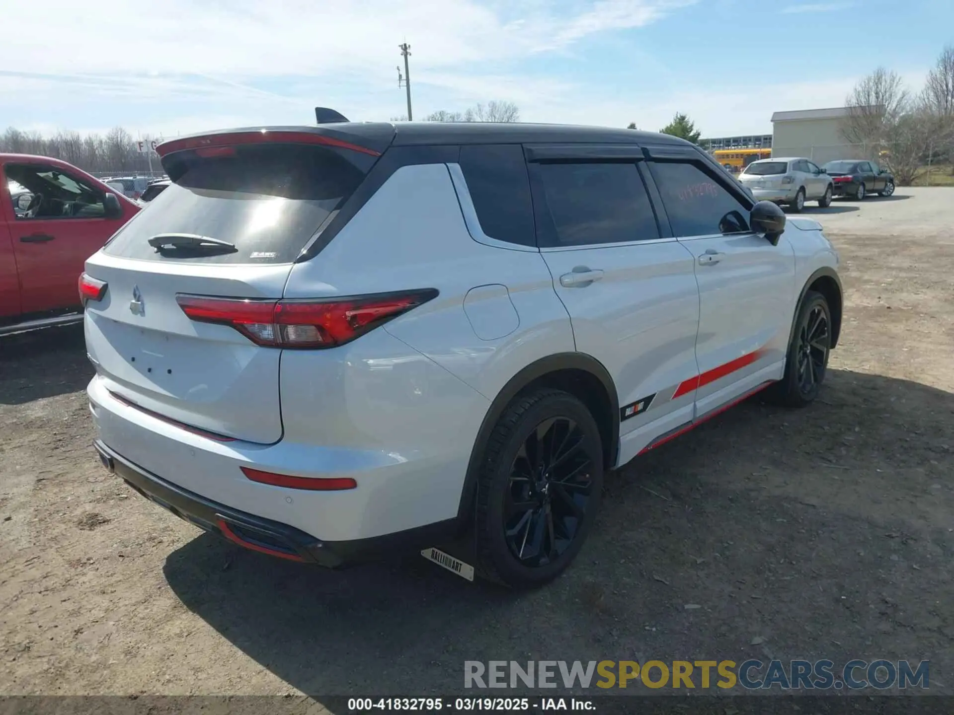 4 fotografías del automóvil dañado JA4J4UA89PZ033146 MITSUBISHI OUTLANDER 2023