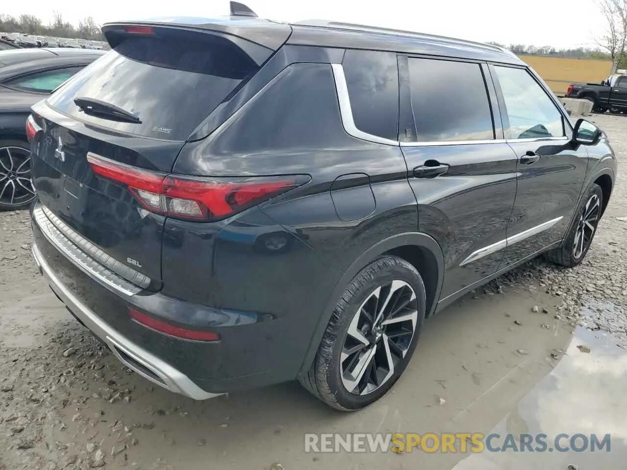 3 fotografías del automóvil dañado JA4J4VA80PZ019058 MITSUBISHI OUTLANDER 2023
