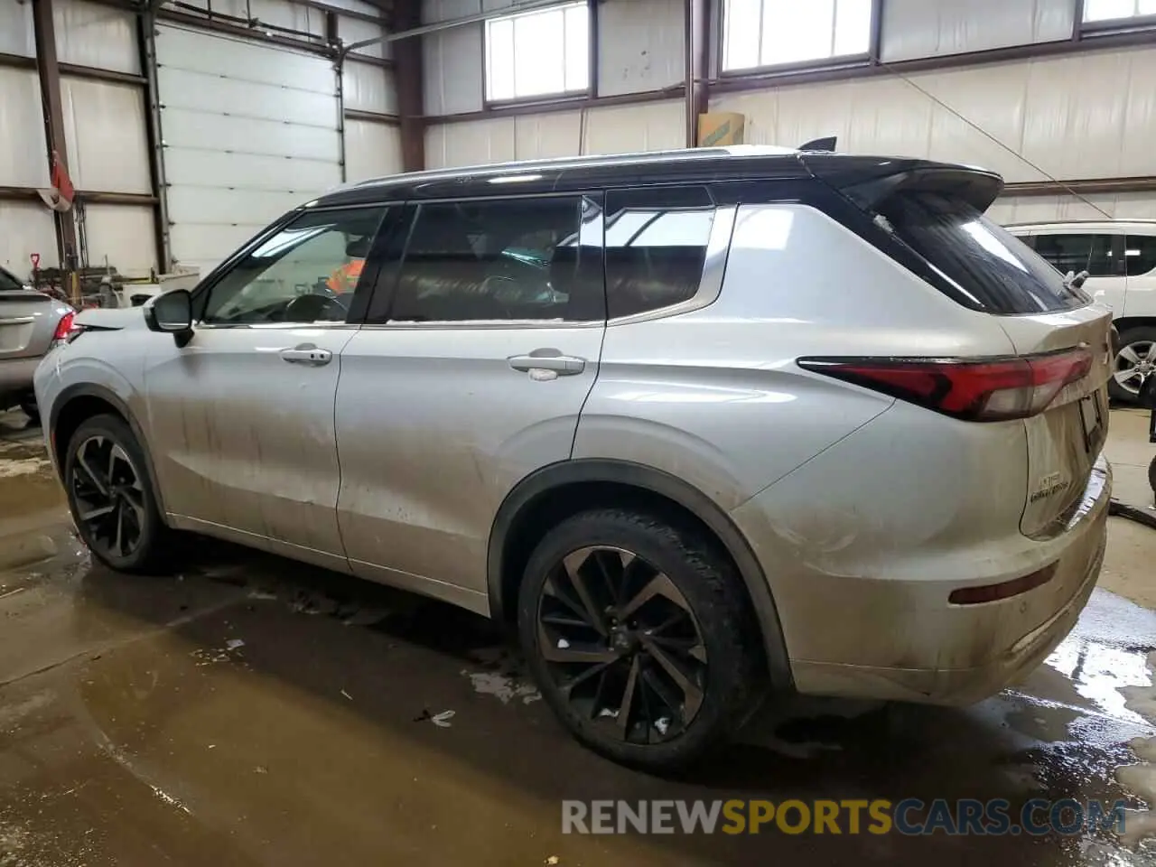 2 fotografías del automóvil dañado JA4J4VA83PZ603437 MITSUBISHI OUTLANDER 2023