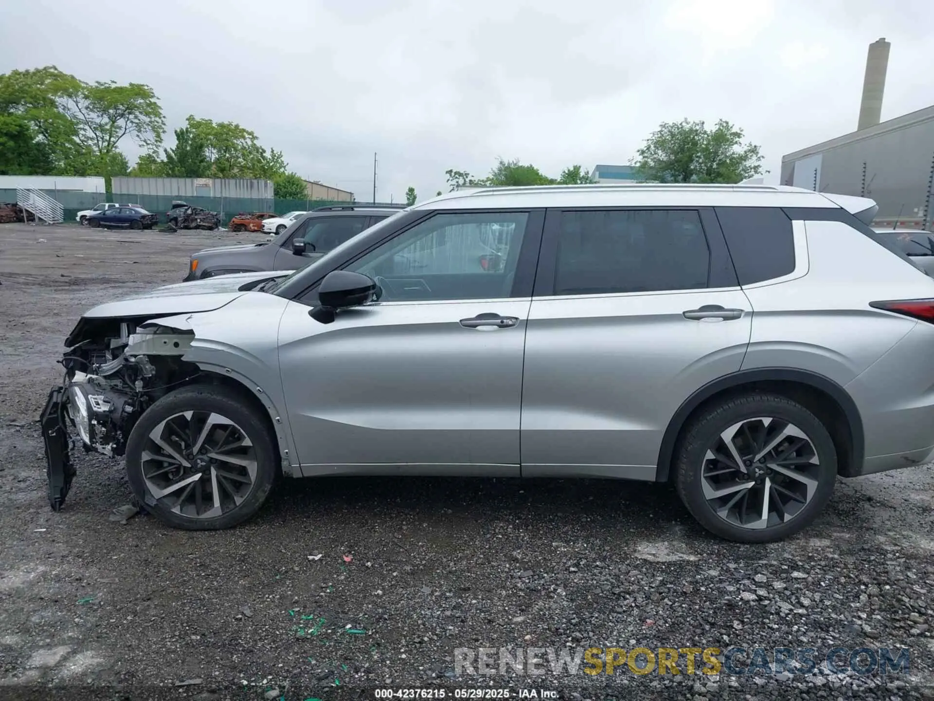 15 fotografías del automóvil dañado JA4J4VA8XPZ025997 MITSUBISHI OUTLANDER 2023