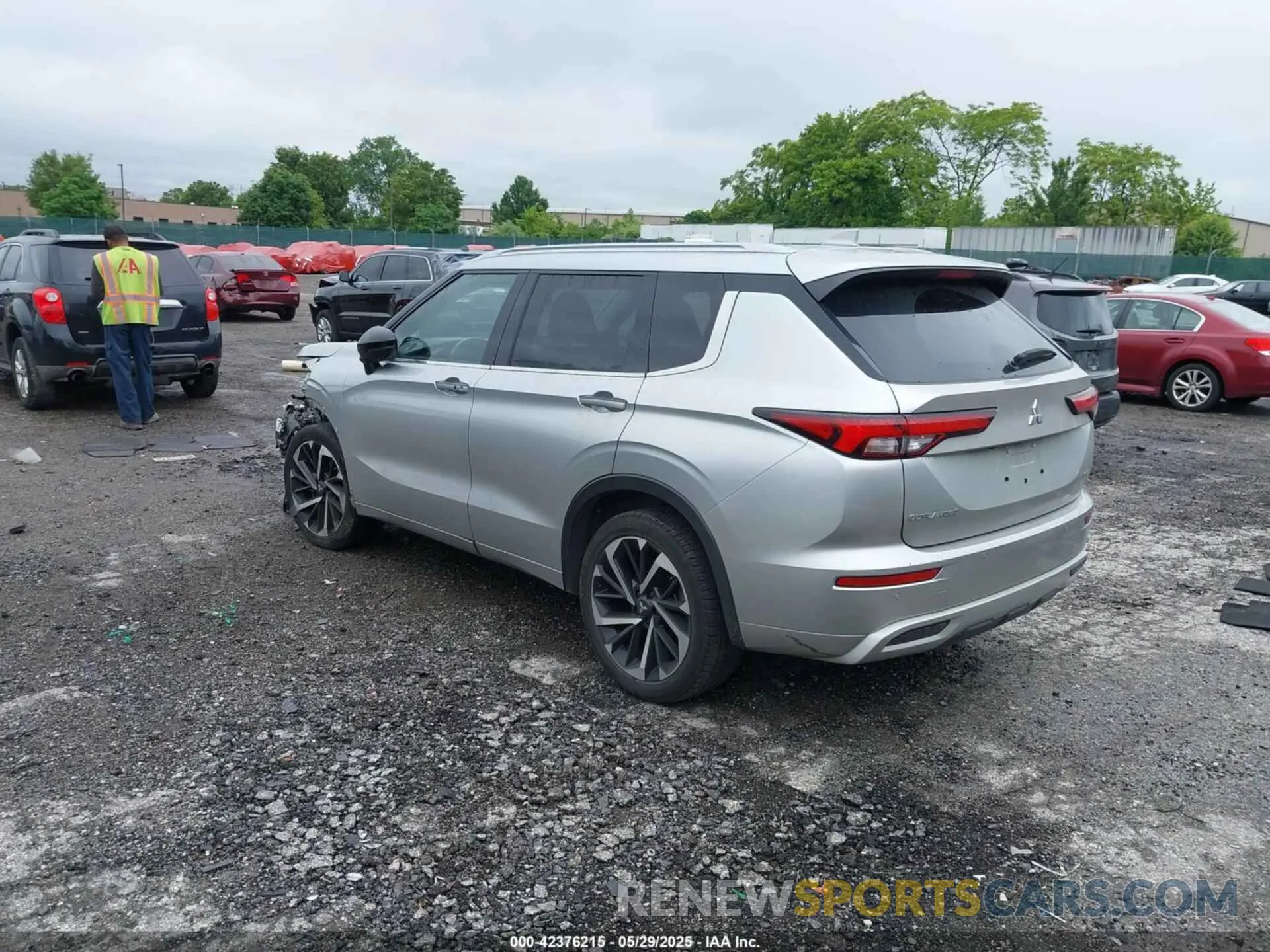 3 fotografías del automóvil dañado JA4J4VA8XPZ025997 MITSUBISHI OUTLANDER 2023