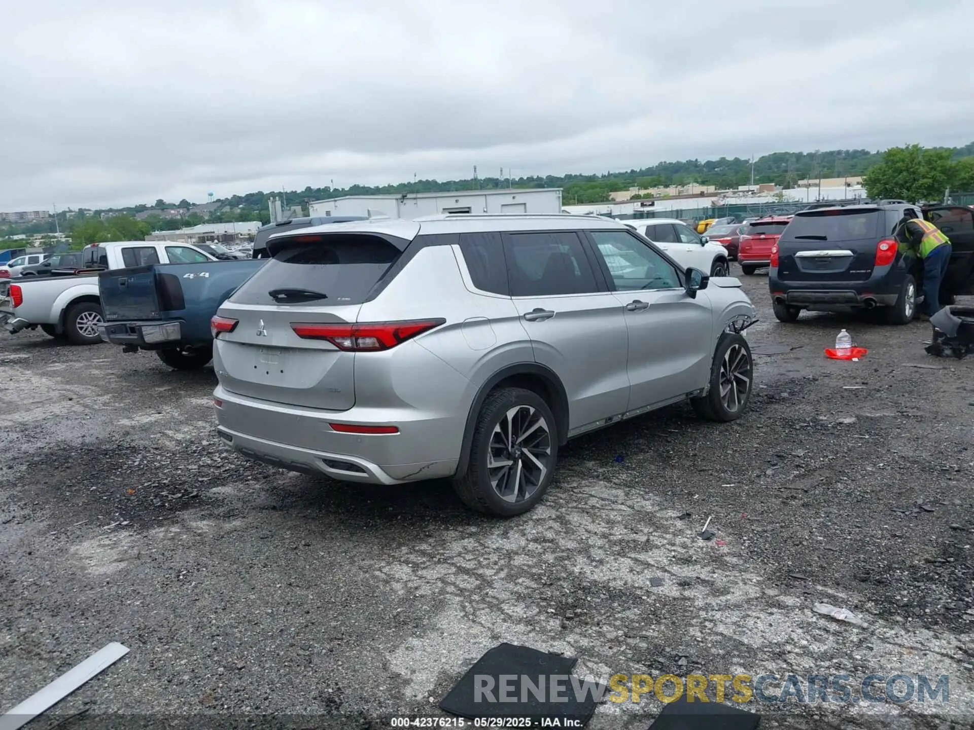 4 fotografías del automóvil dañado JA4J4VA8XPZ025997 MITSUBISHI OUTLANDER 2023
