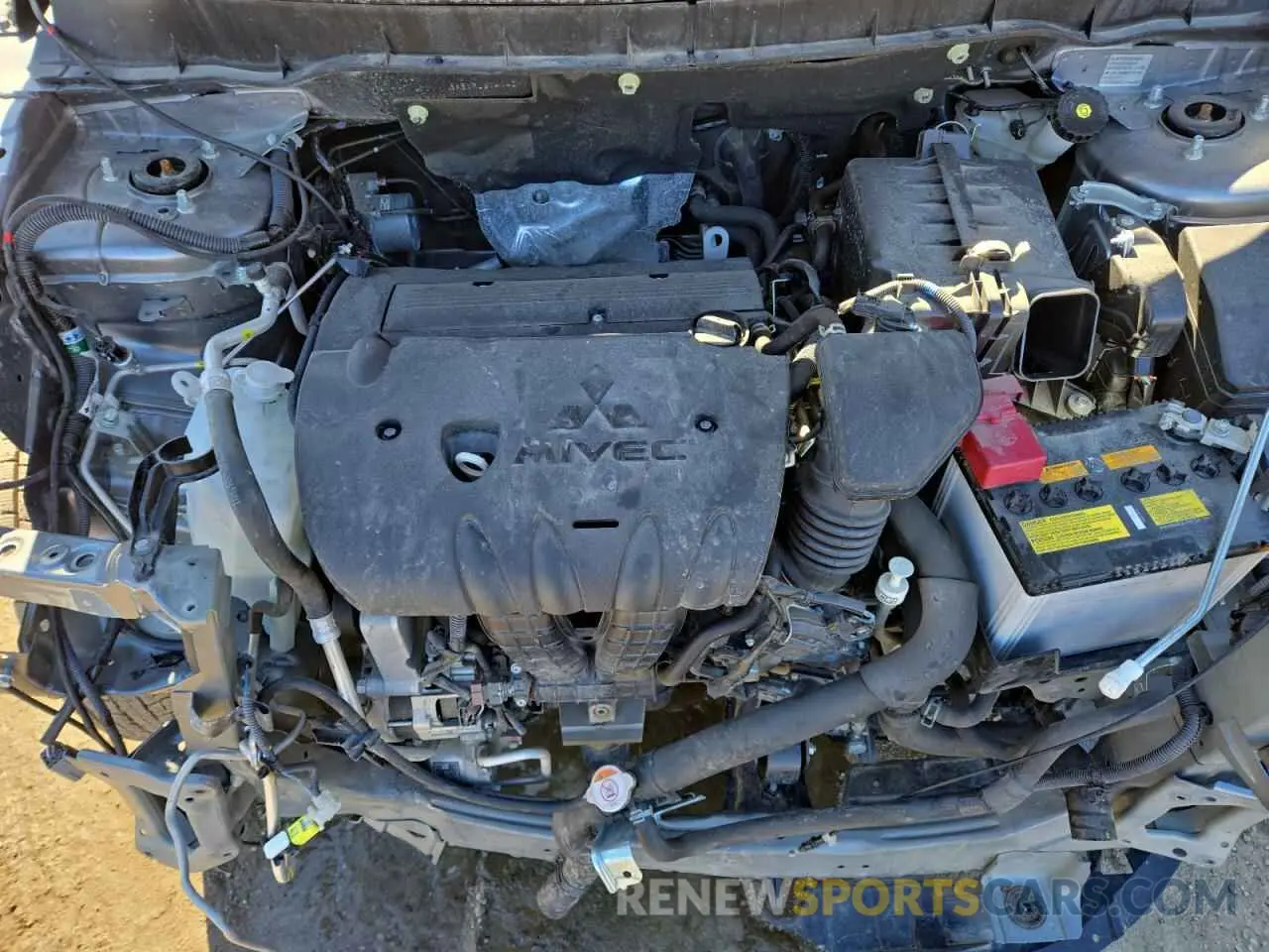 12 fotografías del automóvil dañado JA4AJVAW8RU604042 MITSUBISHI OUTLANDER 2024