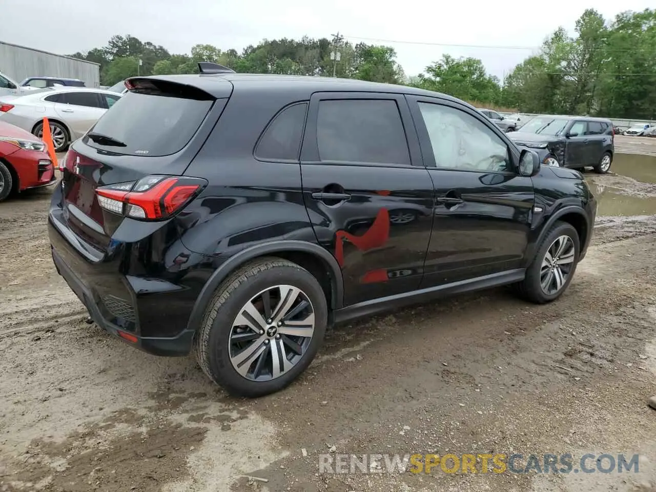 3 fotografías del automóvil dañado JA4ARUAU0RU009557 MITSUBISHI OUTLANDER 2024