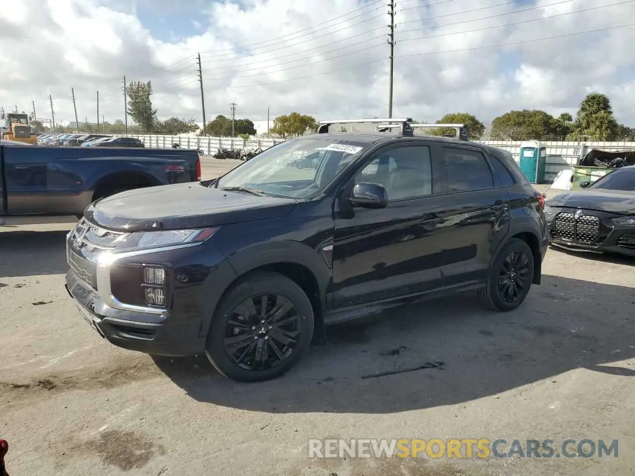 1 fotografías del automóvil dañado JA4ARUAU1RU005470 MITSUBISHI OUTLANDER 2024