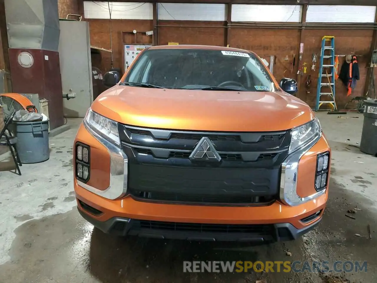 5 fotografías del automóvil dañado JA4ARUAU1RU019093 MITSUBISHI OUTLANDER 2024