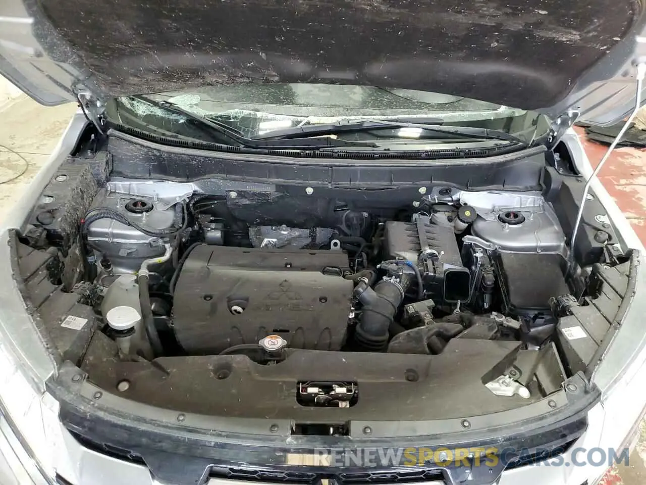 12 fotografías del automóvil dañado JA4ARUAU3RU004188 MITSUBISHI OUTLANDER 2024