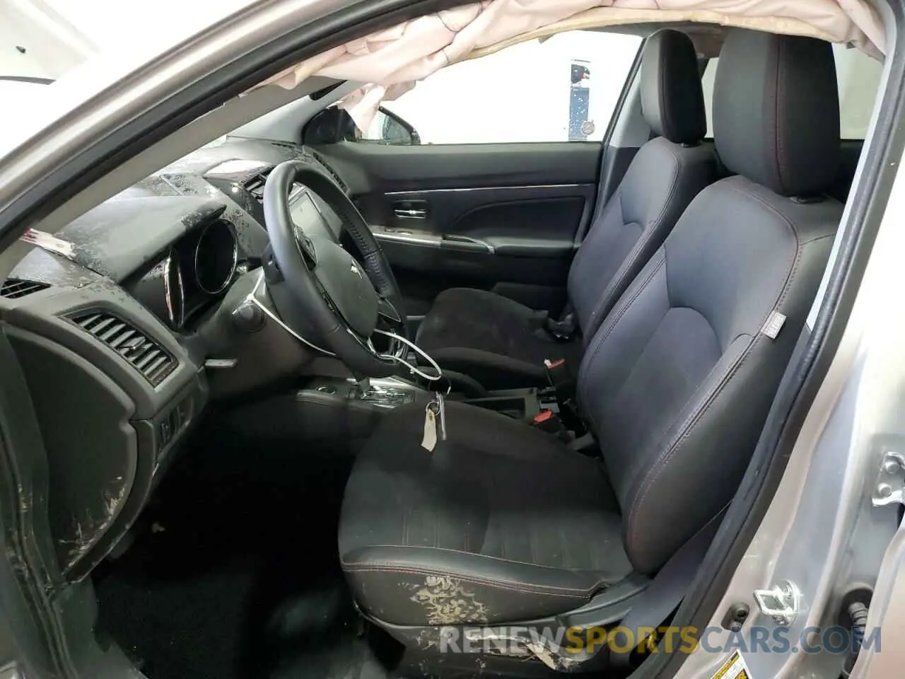 7 fotografías del automóvil dañado JA4ARUAU3RU004188 MITSUBISHI OUTLANDER 2024