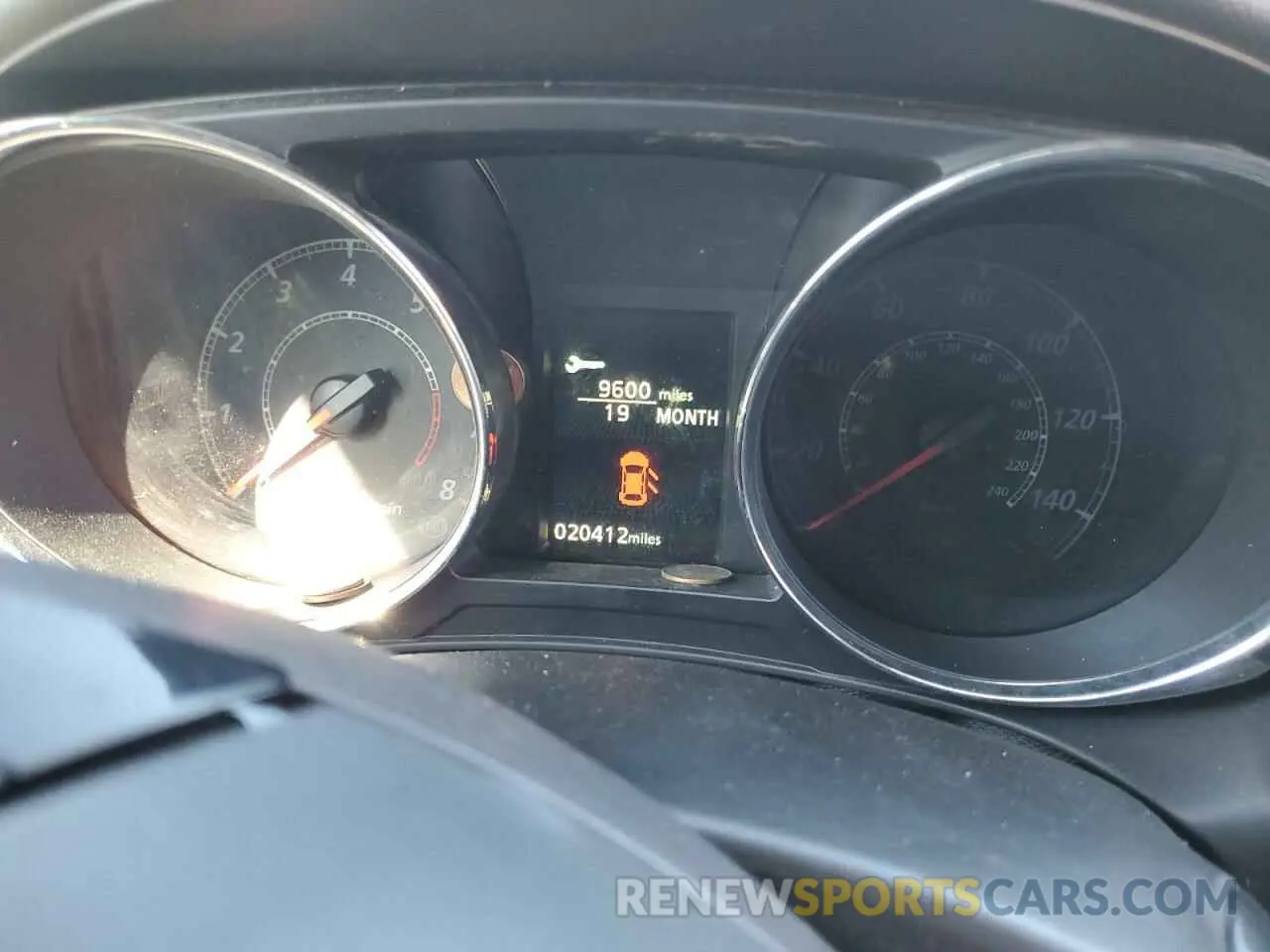 9 fotografías del automóvil dañado JA4ARUAU4RU005303 MITSUBISHI OUTLANDER 2024