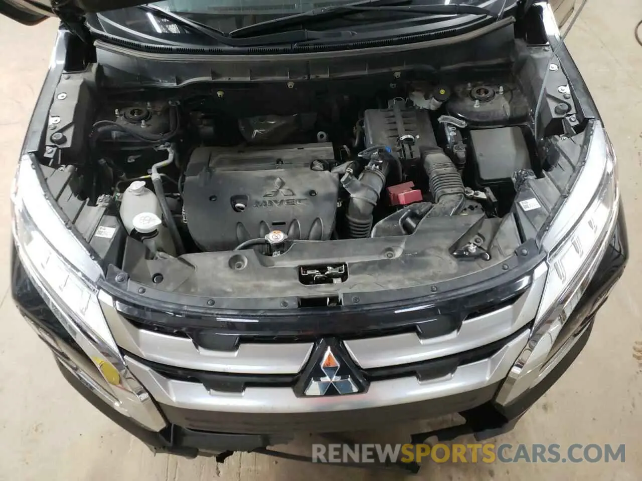 11 fotografías del automóvil dañado JA4ARUAU6RU001415 MITSUBISHI OUTLANDER 2024