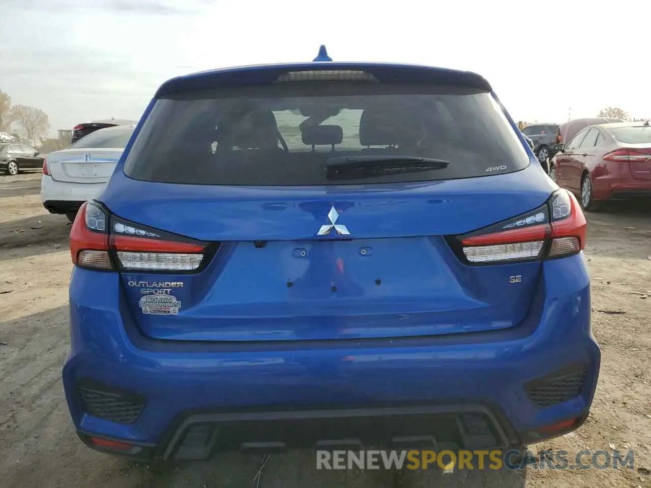 6 fotografías del automóvil dañado JA4ARUAU6RU011197 MITSUBISHI OUTLANDER 2024