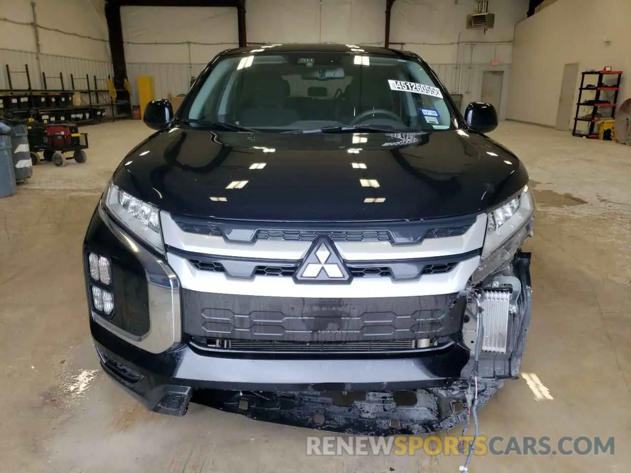 5 fotografías del automóvil dañado JA4ARUAU7RU012598 MITSUBISHI OUTLANDER 2024