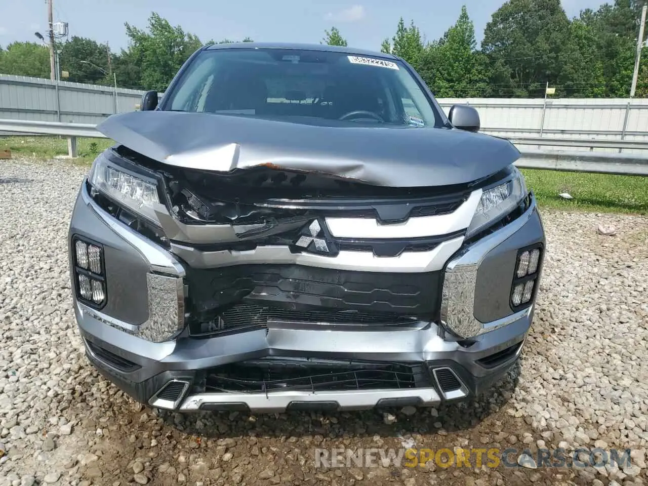 5 fotografías del automóvil dañado JA4ARUAU8RU001397 MITSUBISHI OUTLANDER 2024
