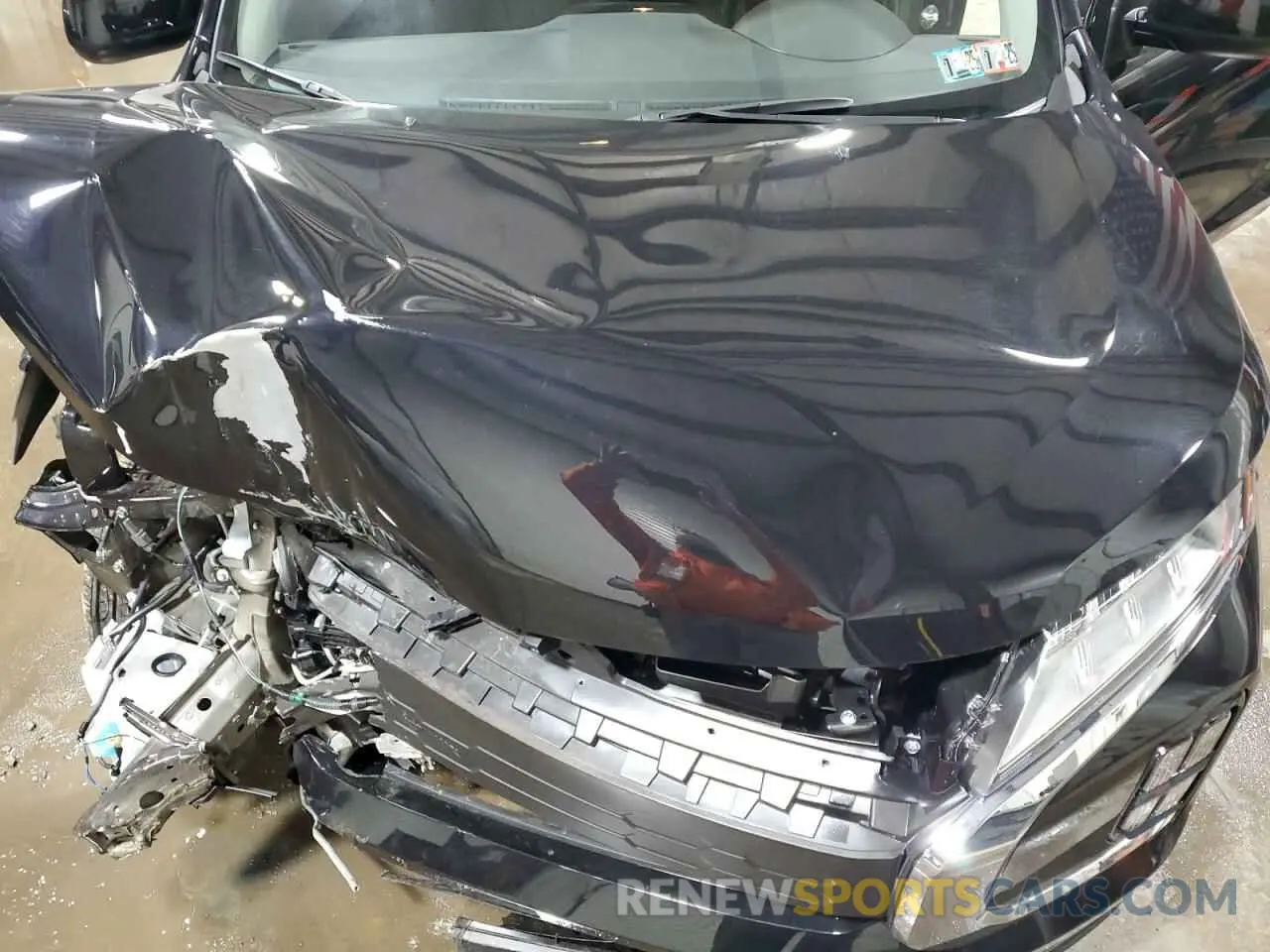 12 fotografías del automóvil dañado JA4ARUAU8RU013940 MITSUBISHI OUTLANDER 2024