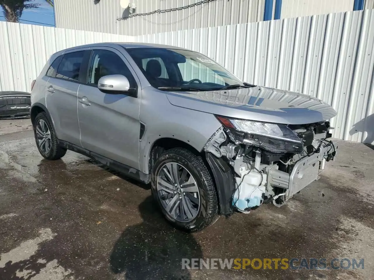 4 fotografías del automóvil dañado JA4ARUAU8RU018586 MITSUBISHI OUTLANDER 2024