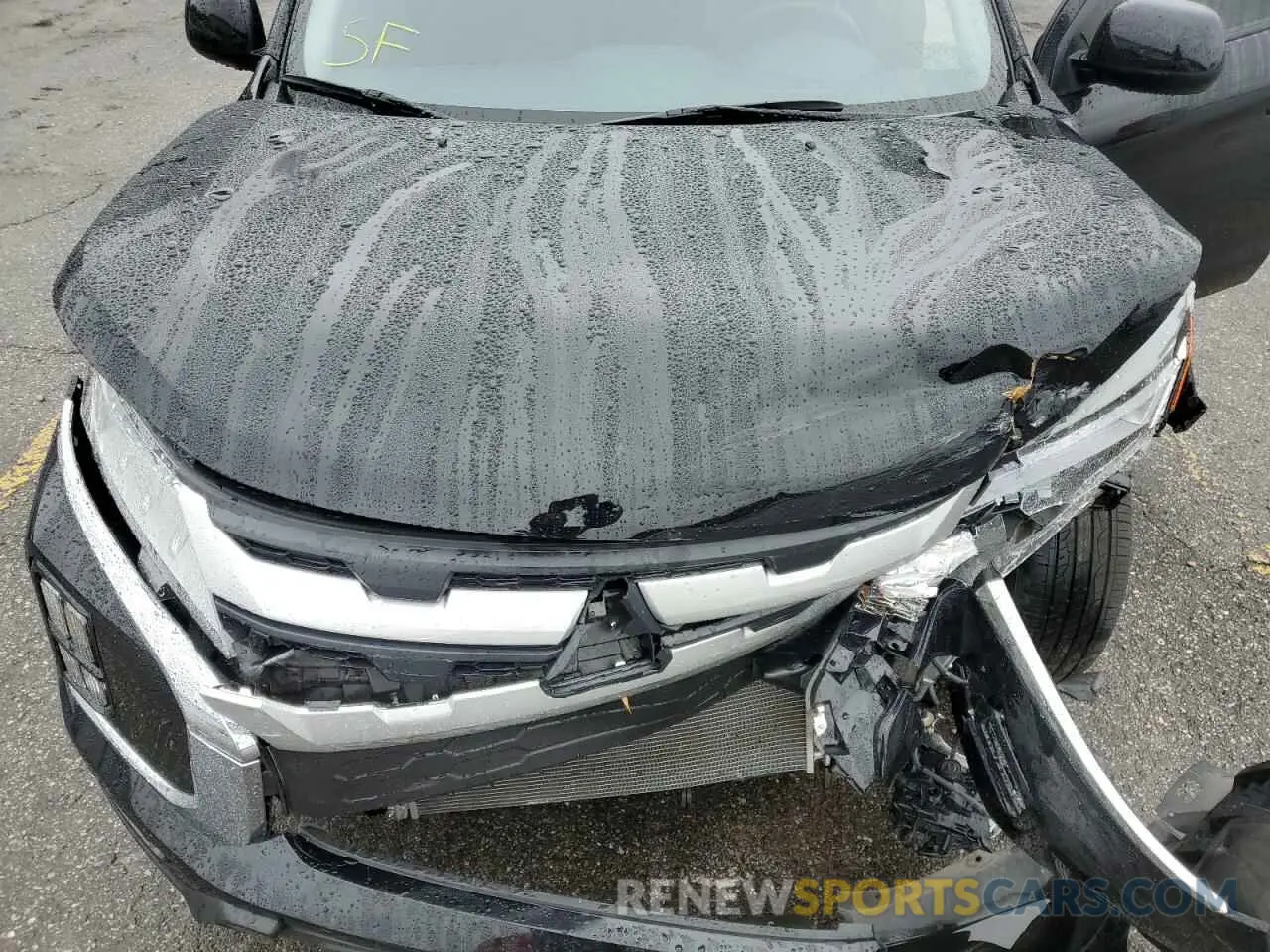 12 fotografías del automóvil dañado JA4ARUAU9RU008150 MITSUBISHI OUTLANDER 2024
