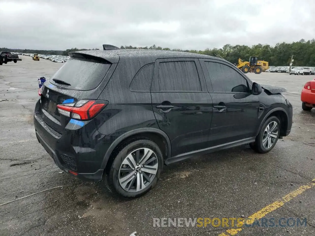 3 fotografías del automóvil dañado JA4ARUAU9RU008150 MITSUBISHI OUTLANDER 2024