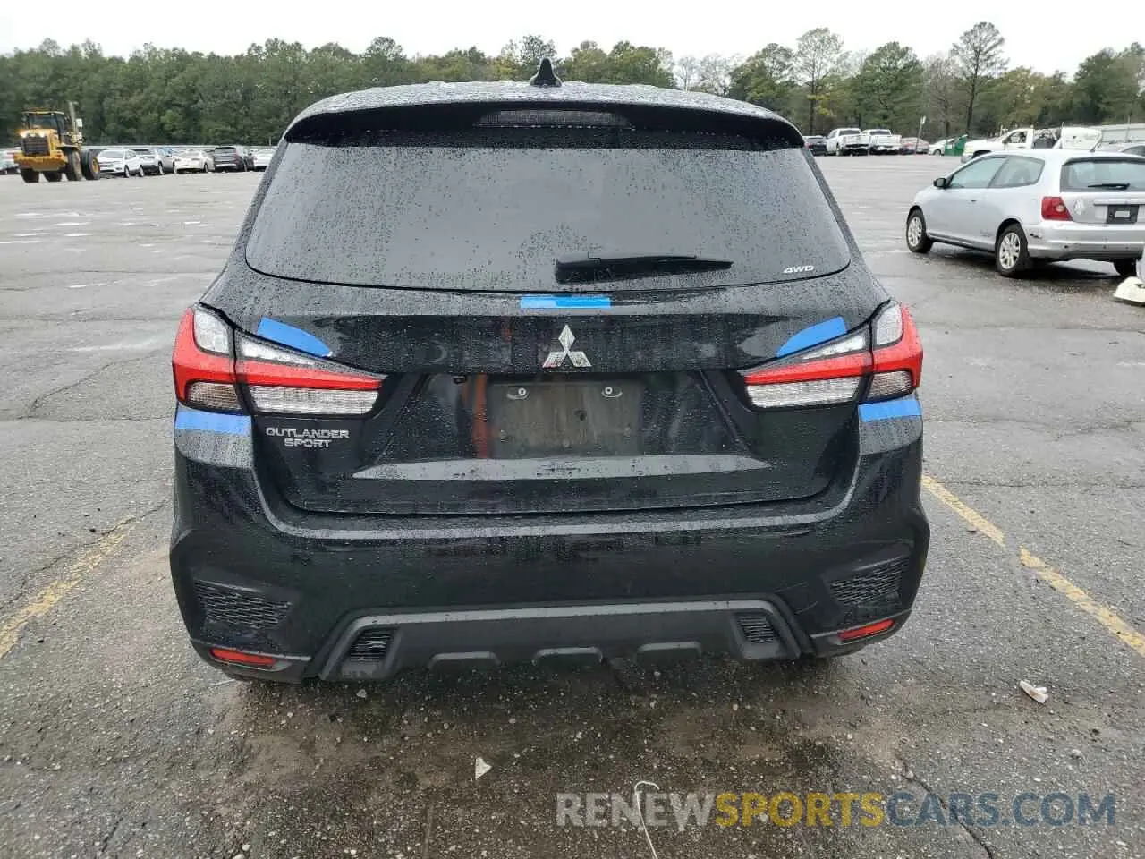 6 fotografías del automóvil dañado JA4ARUAU9RU008150 MITSUBISHI OUTLANDER 2024