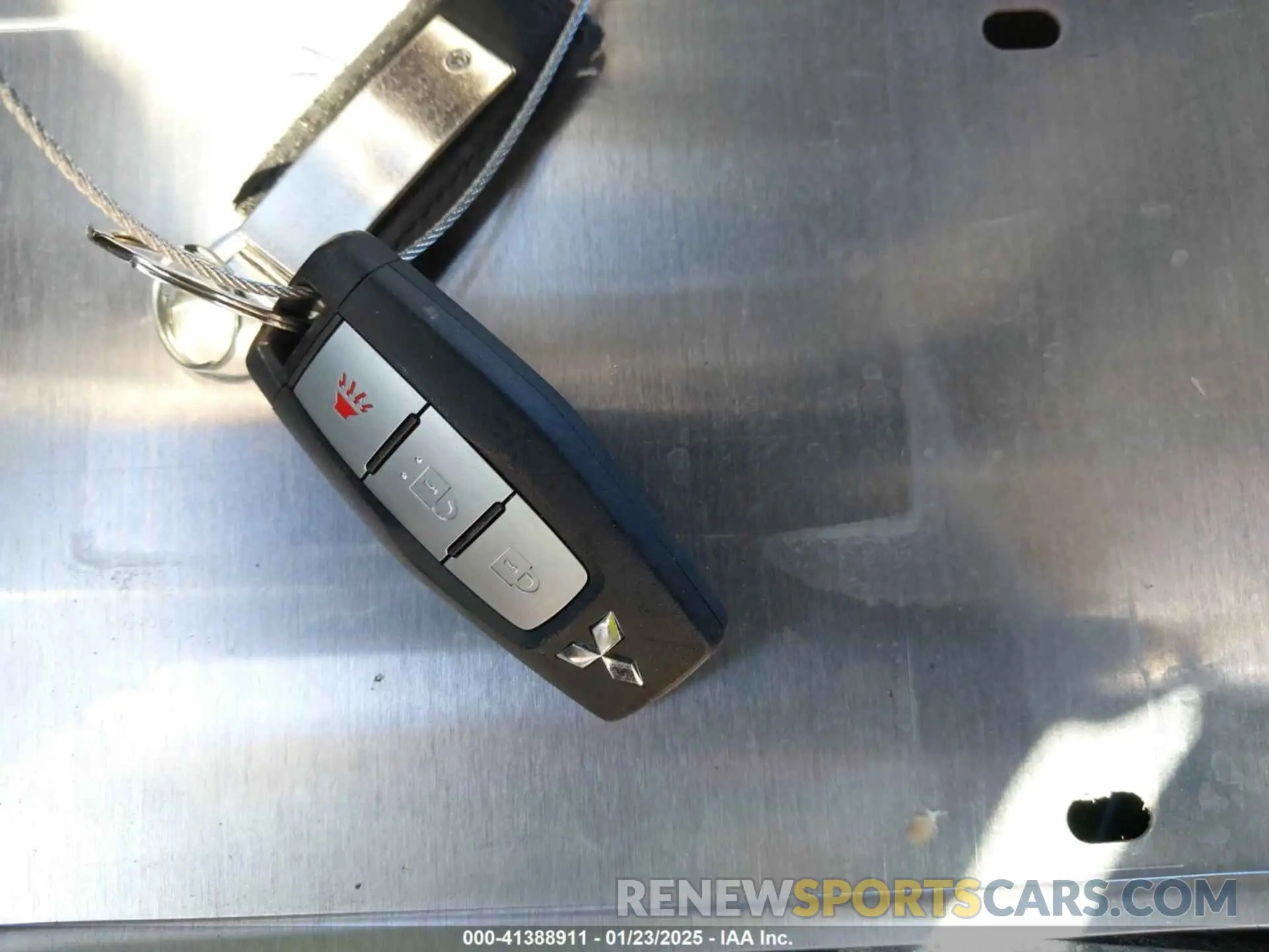 11 fotografías del automóvil dañado JA4J3UA81RZ020073 MITSUBISHI OUTLANDER 2024