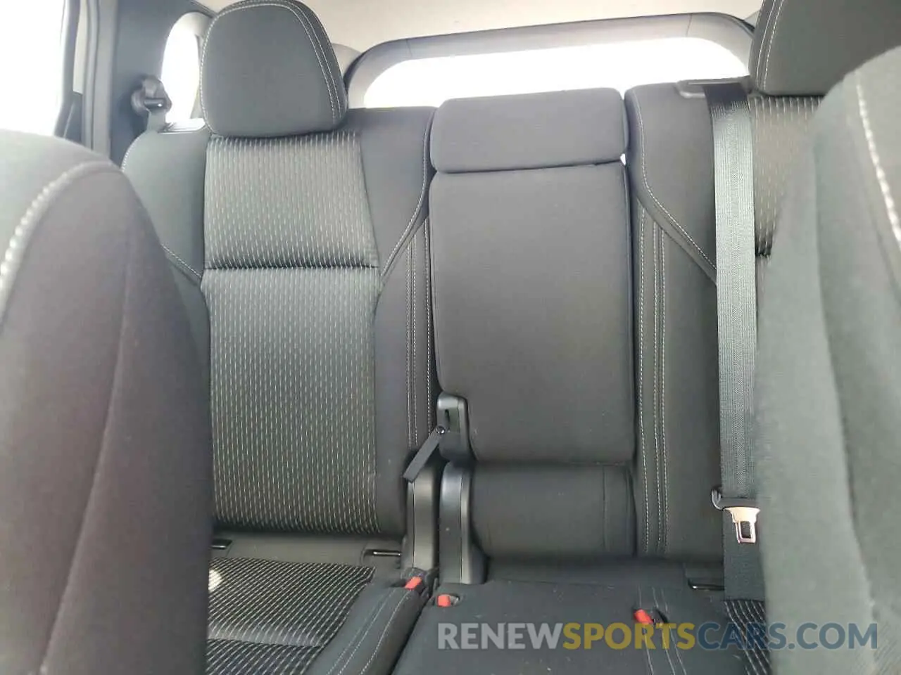 10 fotografías del automóvil dañado JA4J3UA83RZ029387 MITSUBISHI OUTLANDER 2024
