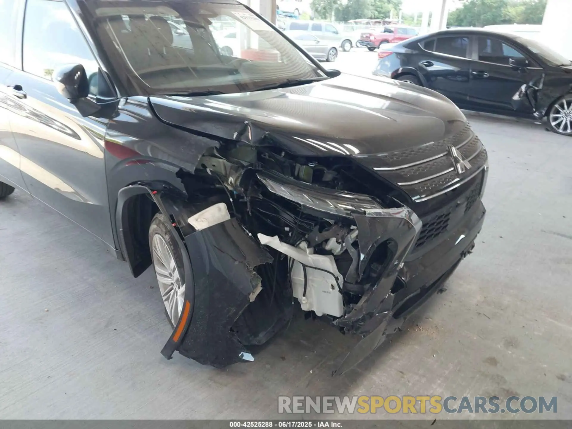6 fotografías del automóvil dañado JA4J3UA84RZ028541 MITSUBISHI OUTLANDER 2024