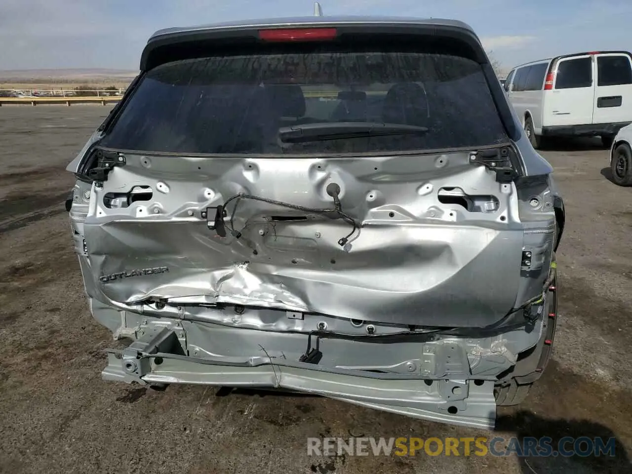 6 fotografías del automóvil dañado JA4J3UA84RZ056047 MITSUBISHI OUTLANDER 2024