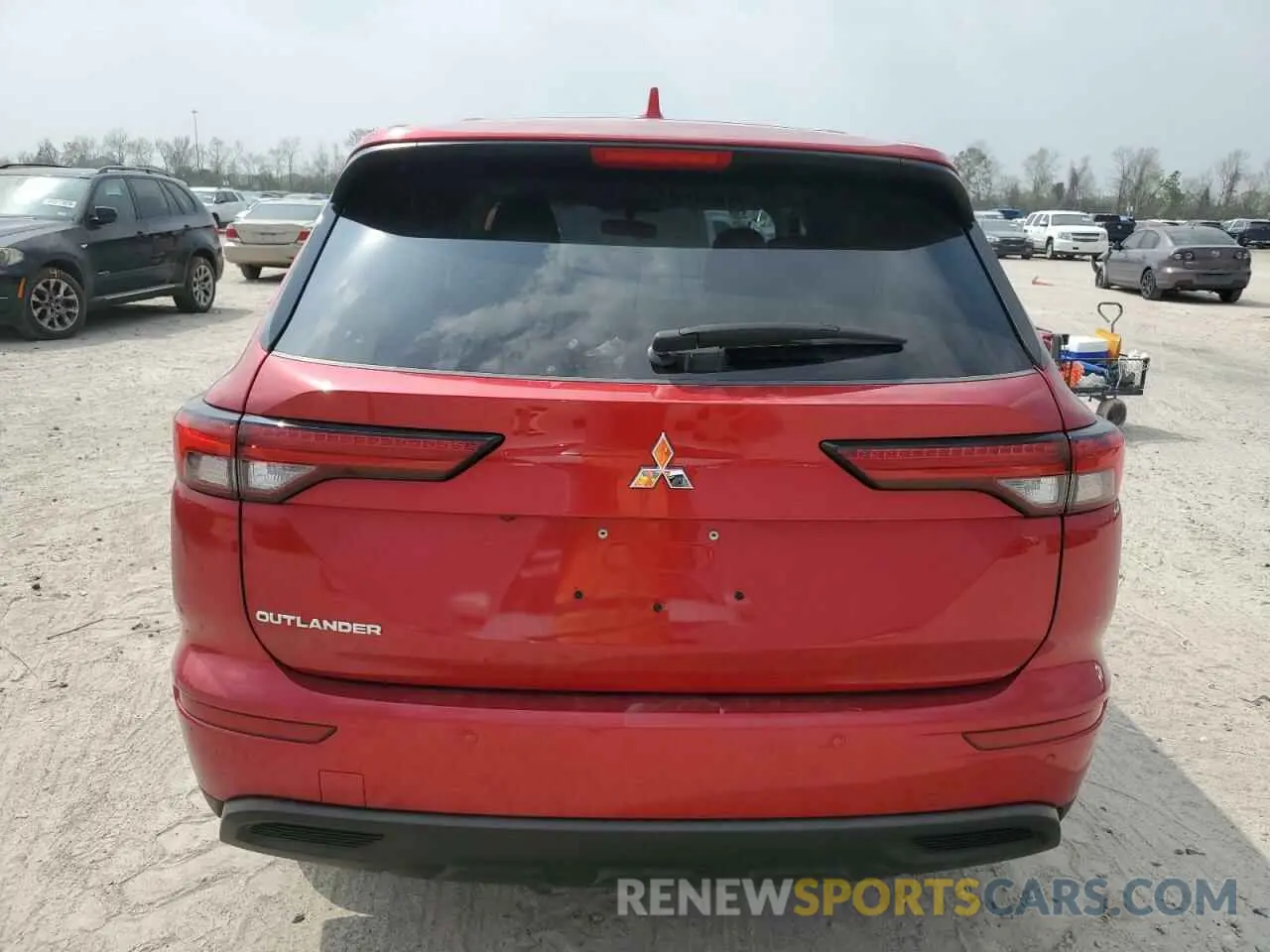 6 fotografías del automóvil dañado JA4J3UA86RZ023650 MITSUBISHI OUTLANDER 2024