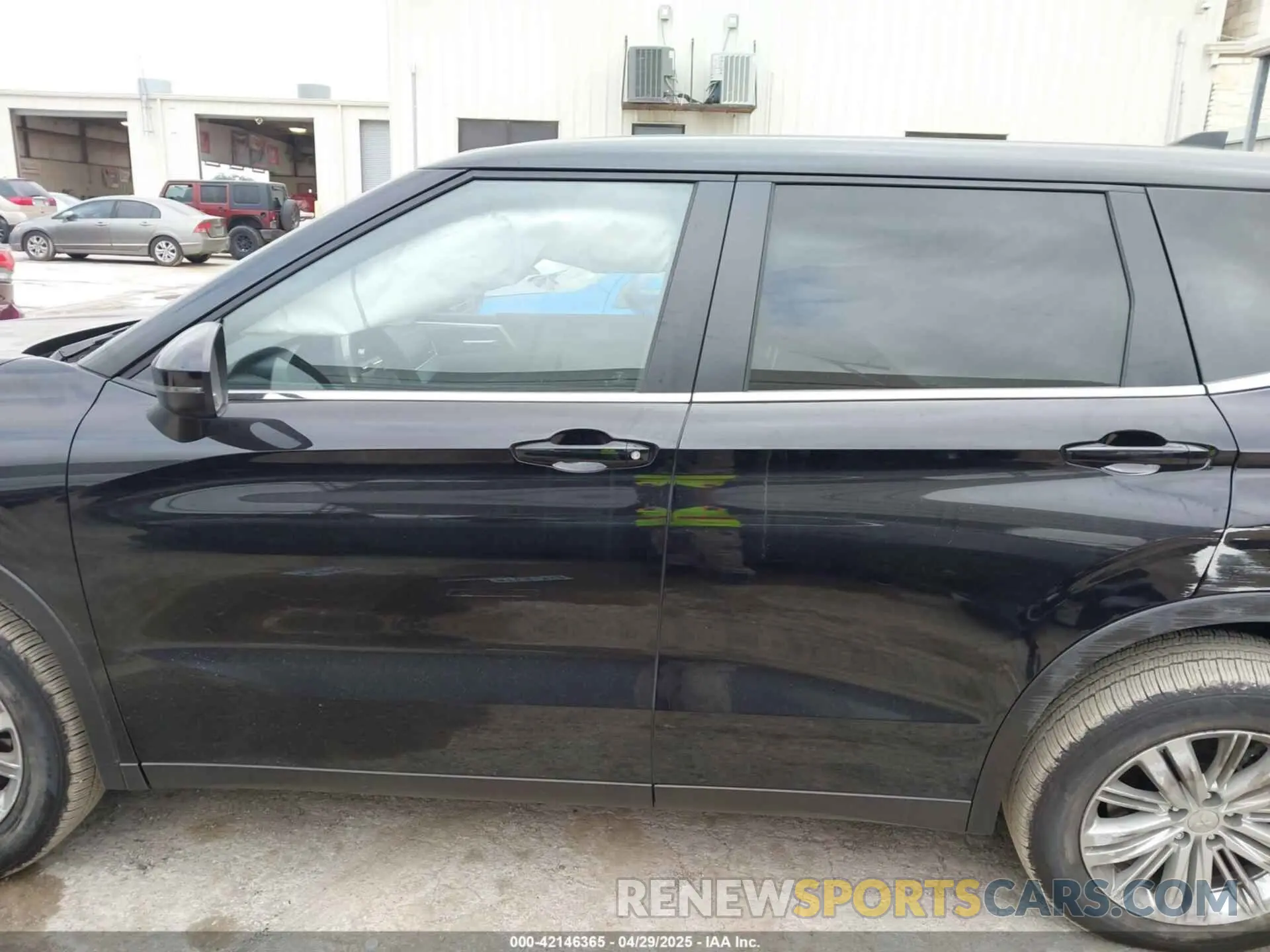 14 fotografías del automóvil dañado JA4J3UA87RZ073473 MITSUBISHI OUTLANDER 2024