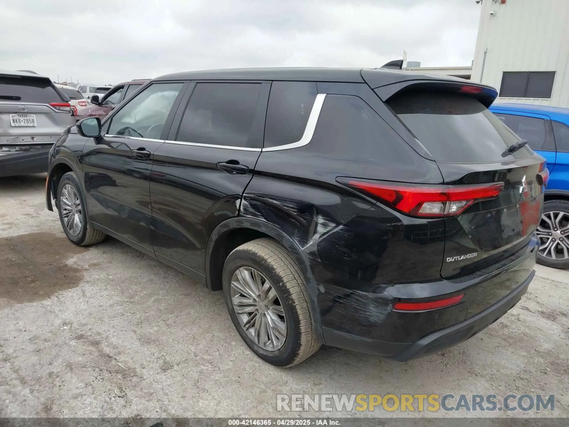3 fotografías del automóvil dañado JA4J3UA87RZ073473 MITSUBISHI OUTLANDER 2024