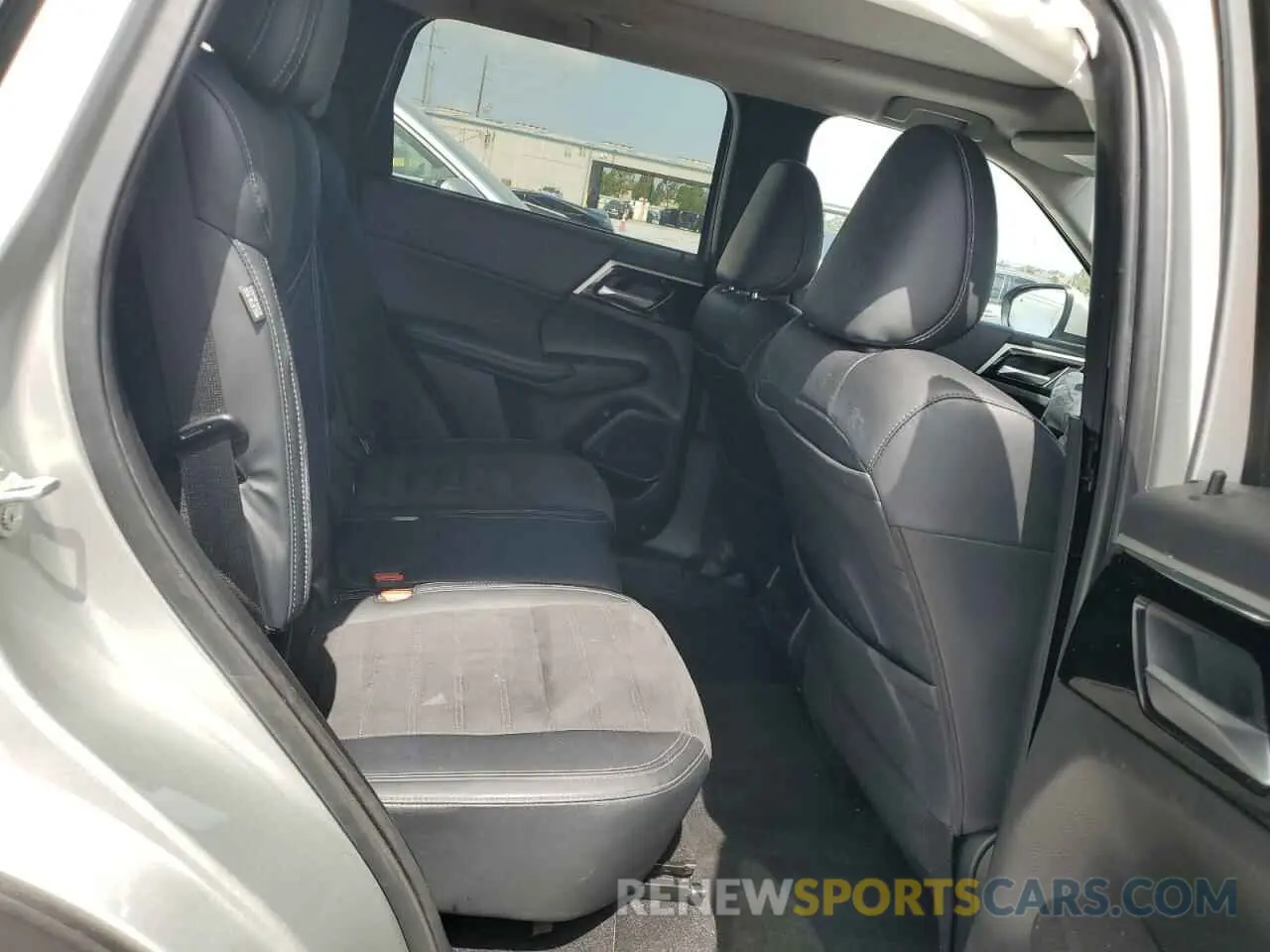 11 fotografías del automóvil dañado JA4J3VA81RZ007605 MITSUBISHI OUTLANDER 2024