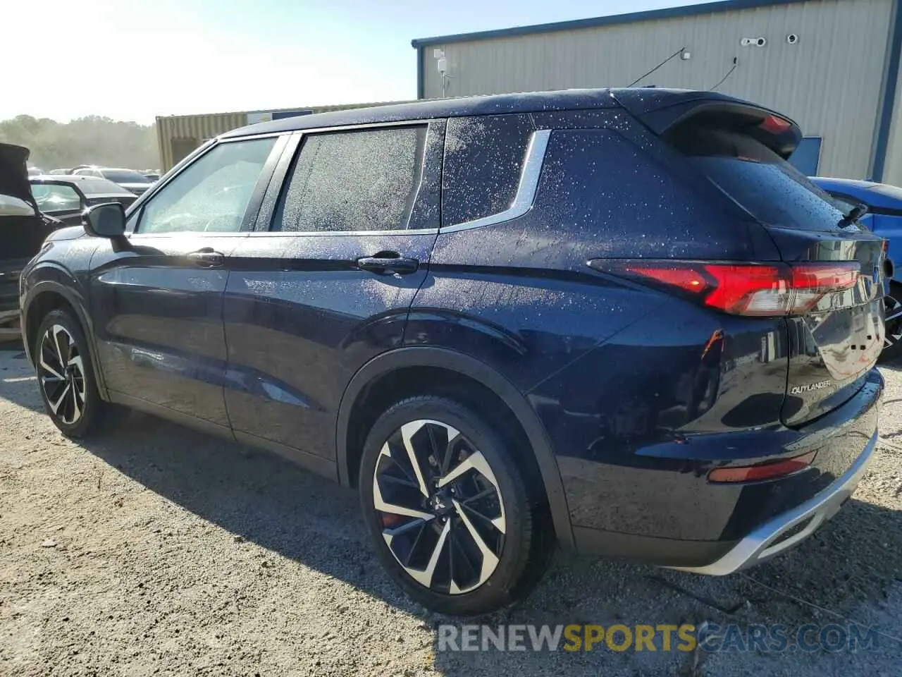 2 fotografías del automóvil dañado JA4J3VA81RZ042709 MITSUBISHI OUTLANDER 2024