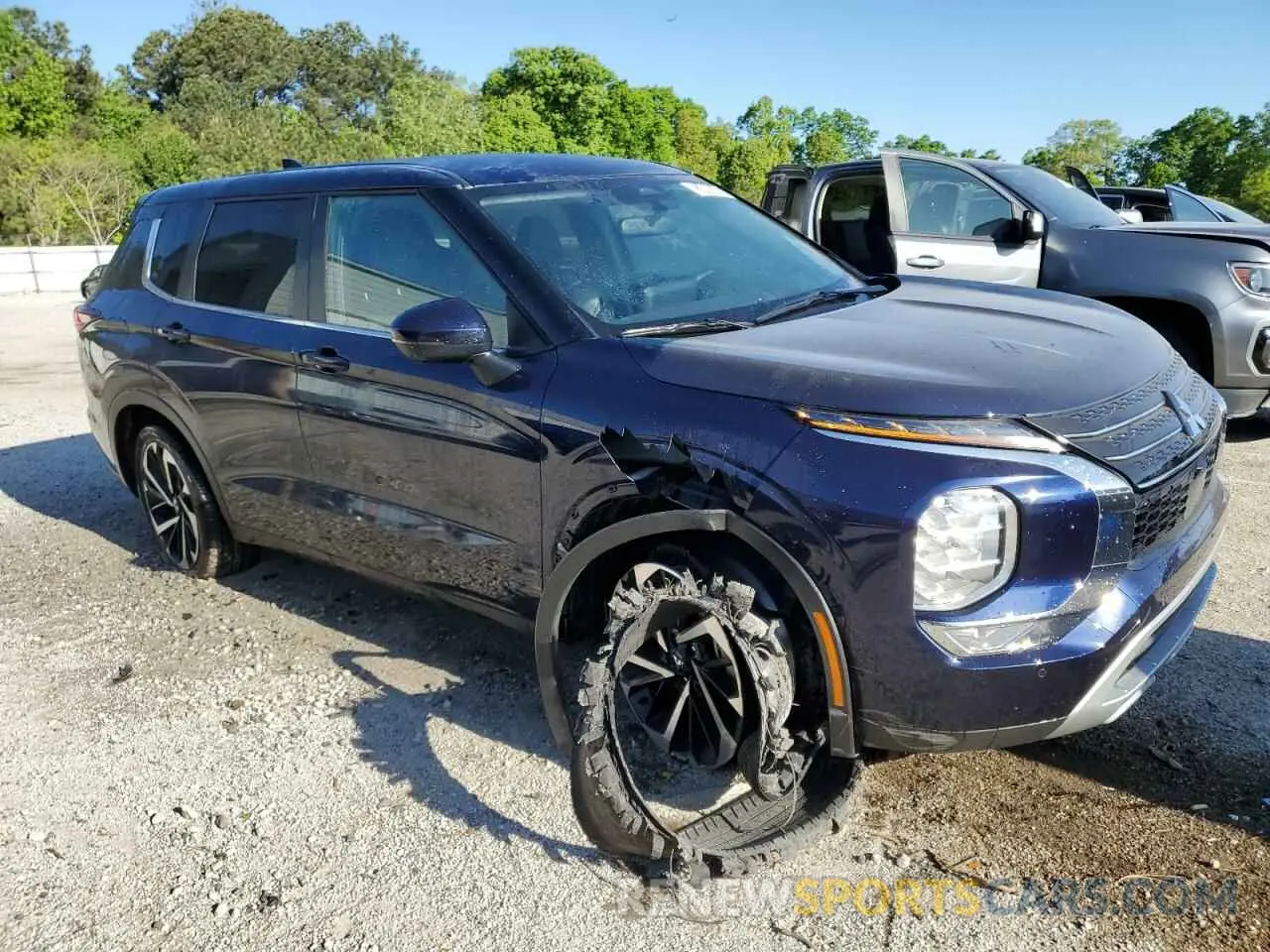 4 fotografías del automóvil dañado JA4J3VA81RZ042709 MITSUBISHI OUTLANDER 2024