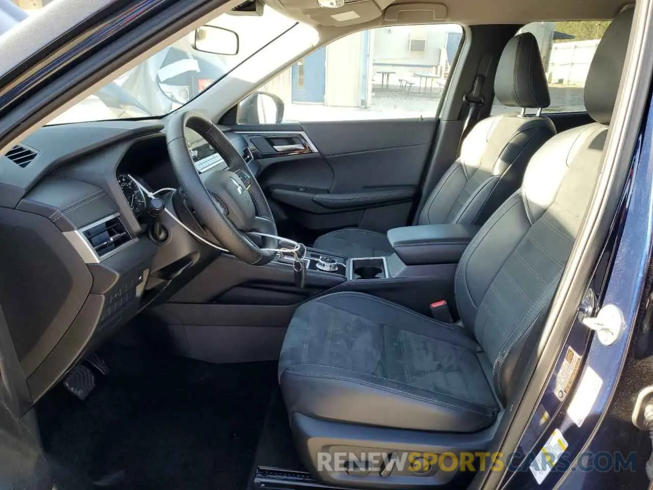 7 fotografías del automóvil dañado JA4J3VA81RZ042709 MITSUBISHI OUTLANDER 2024