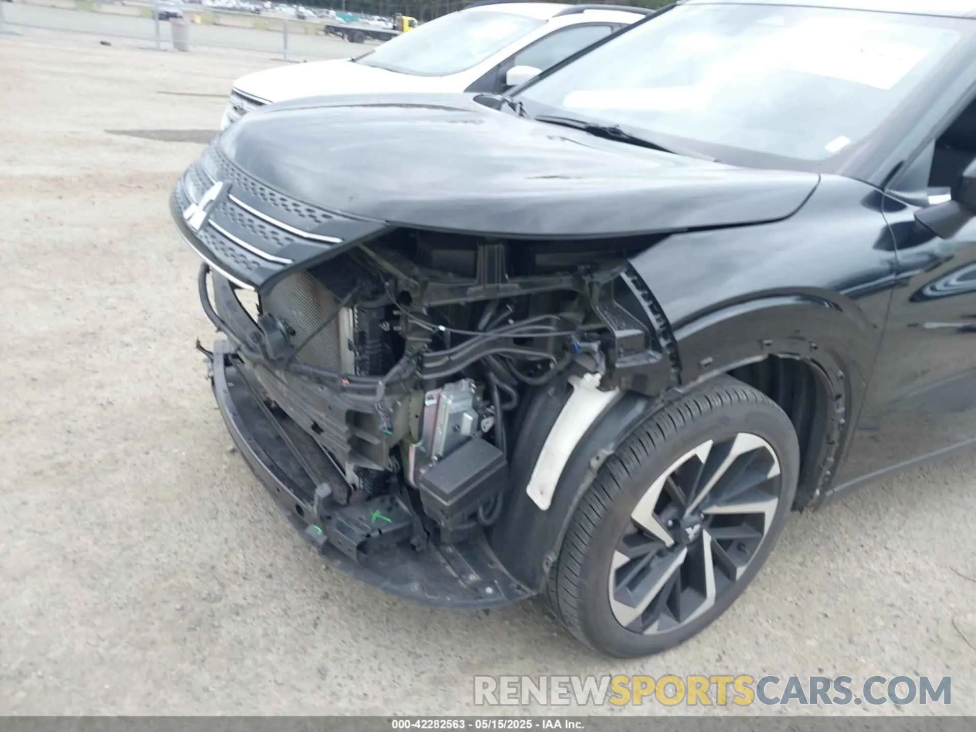 18 fotografías del automóvil dañado JA4J3VA81RZ046615 MITSUBISHI OUTLANDER 2024