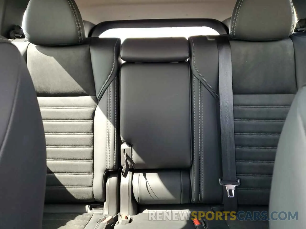 10 fotografías del automóvil dañado JA4J3VA81RZ054858 MITSUBISHI OUTLANDER 2024