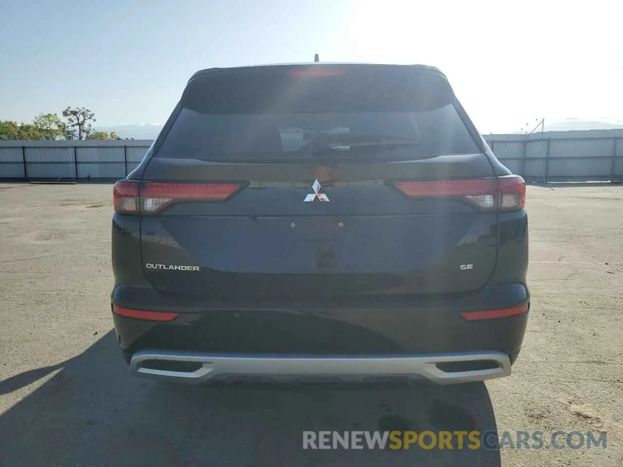 6 fotografías del automóvil dañado JA4J3VA81RZ074074 MITSUBISHI OUTLANDER 2024