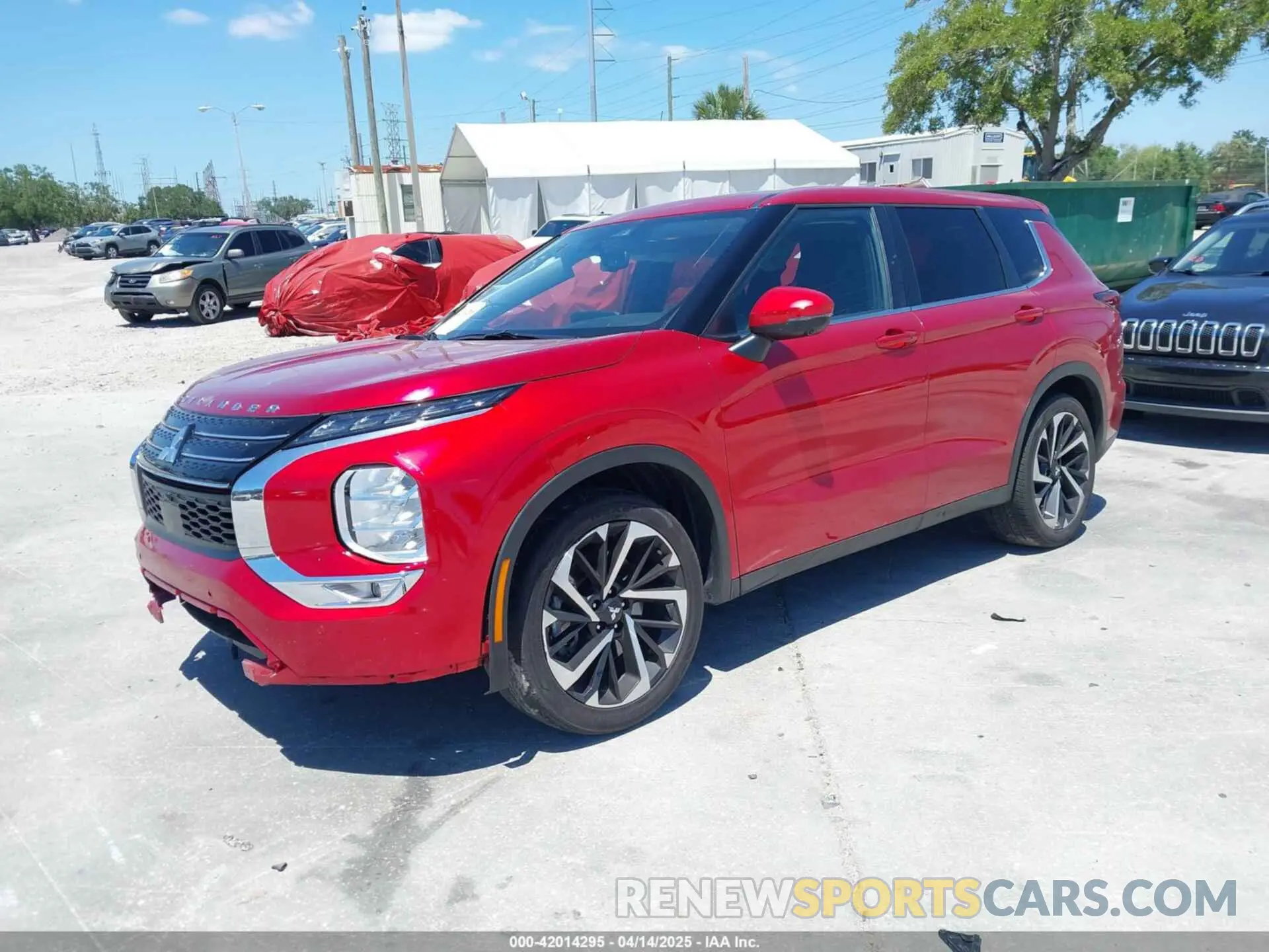 2 fotografías del automóvil dañado JA4J3VA82RZ016832 MITSUBISHI OUTLANDER 2024