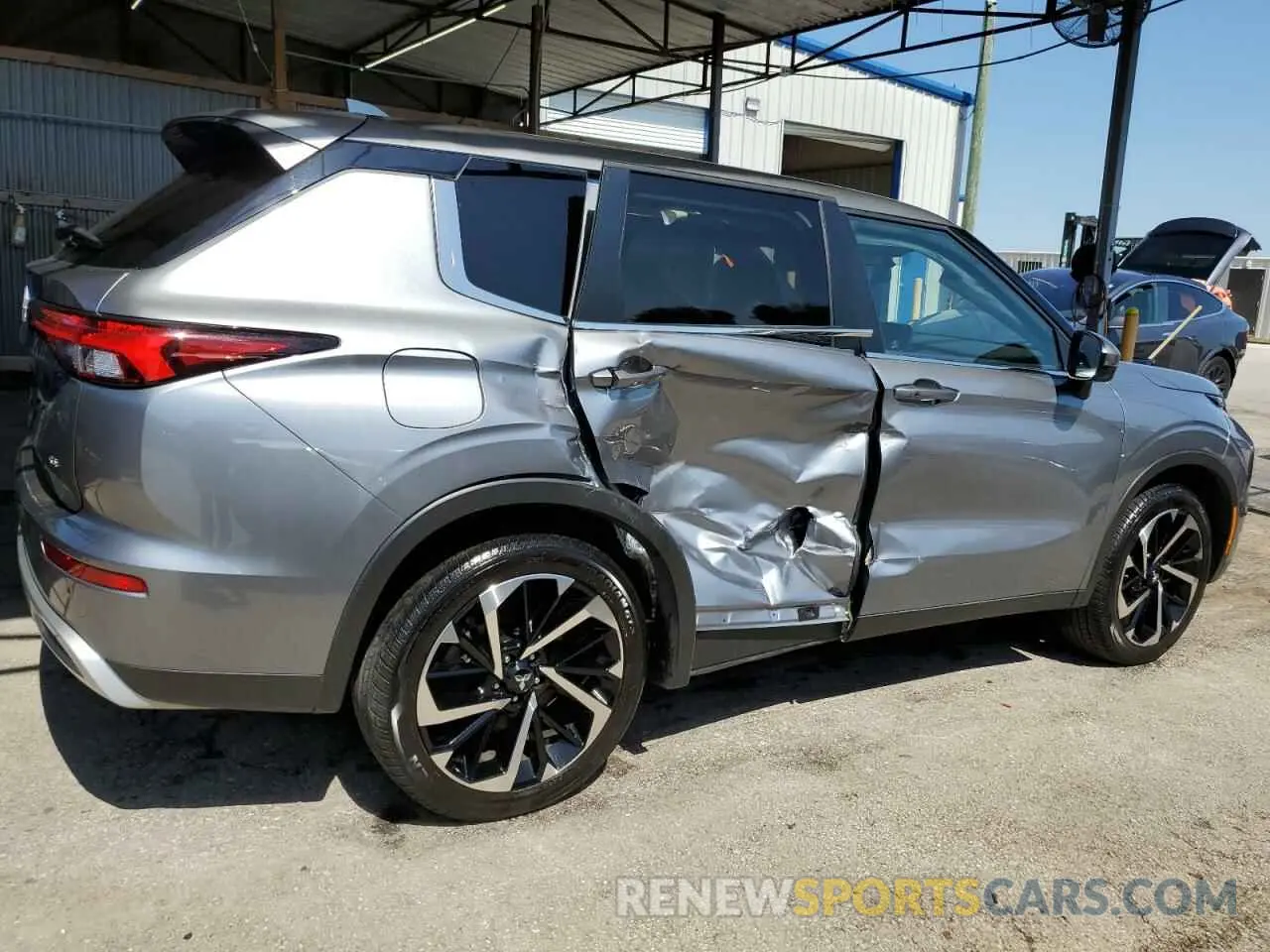 3 fotografías del automóvil dañado JA4J3VA82RZ041715 MITSUBISHI OUTLANDER 2024