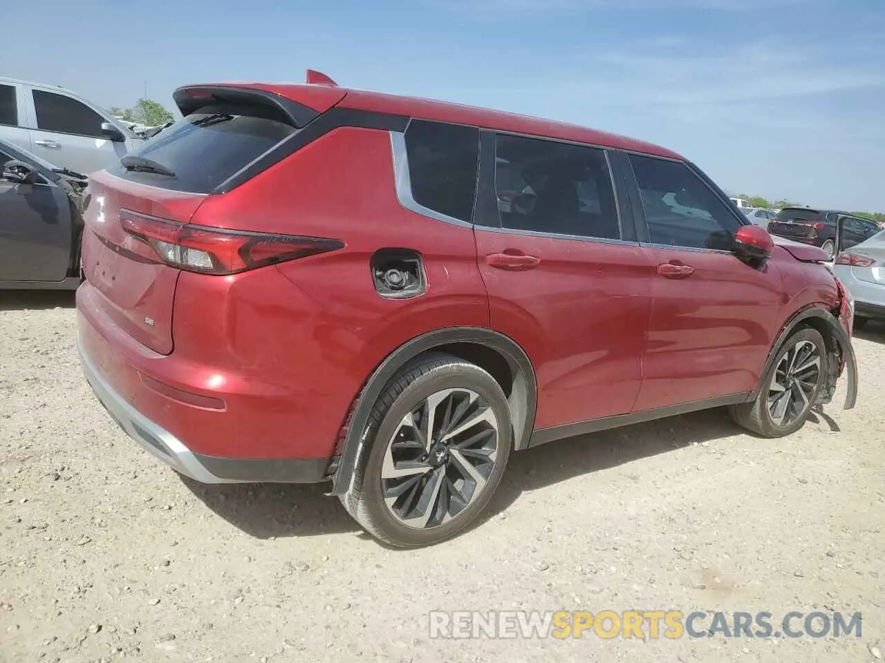 3 fotografías del automóvil dañado JA4J3VA82RZ048129 MITSUBISHI OUTLANDER 2024