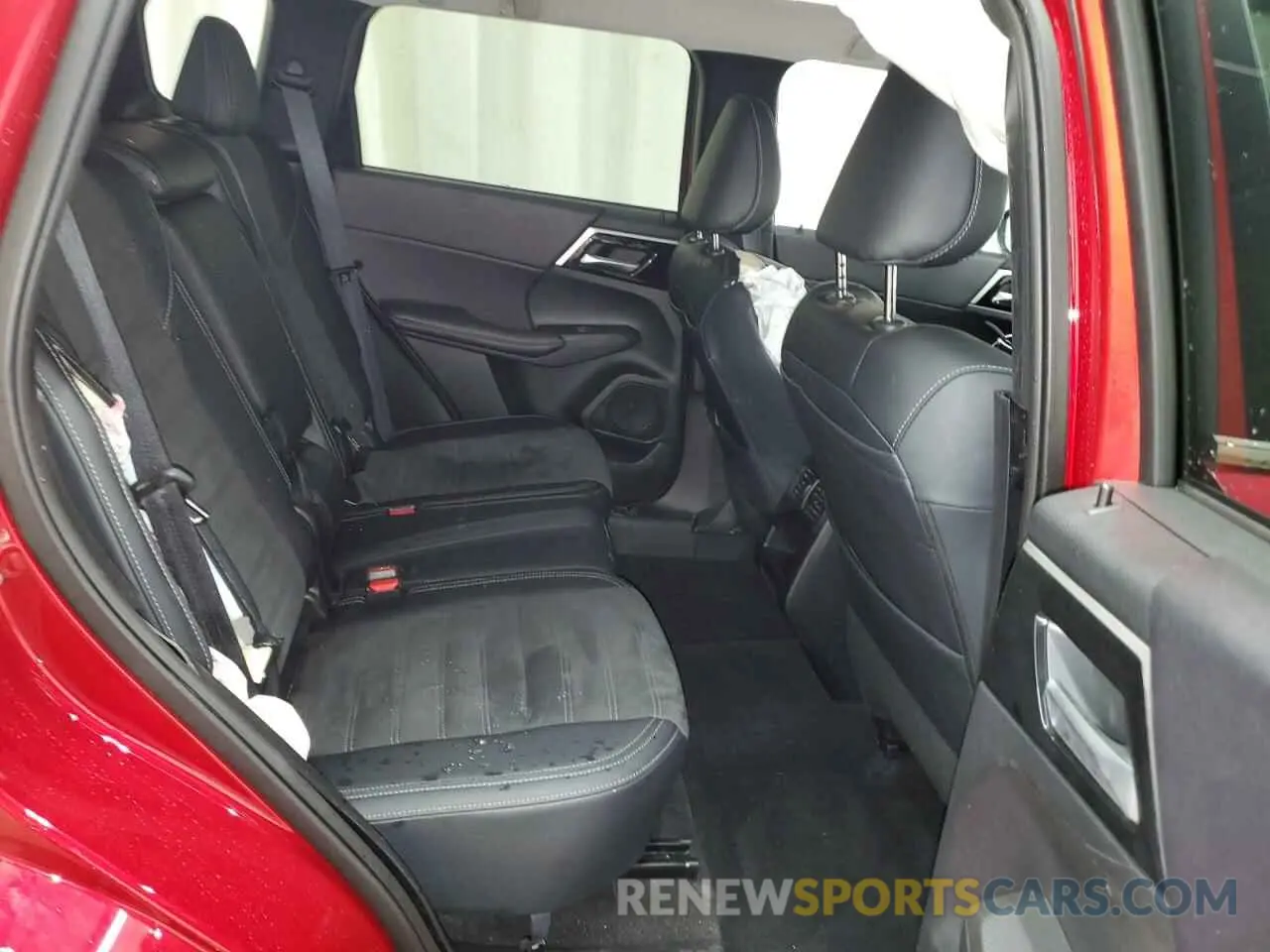 11 fotografías del automóvil dañado JA4J3VA83RZ068275 MITSUBISHI OUTLANDER 2024