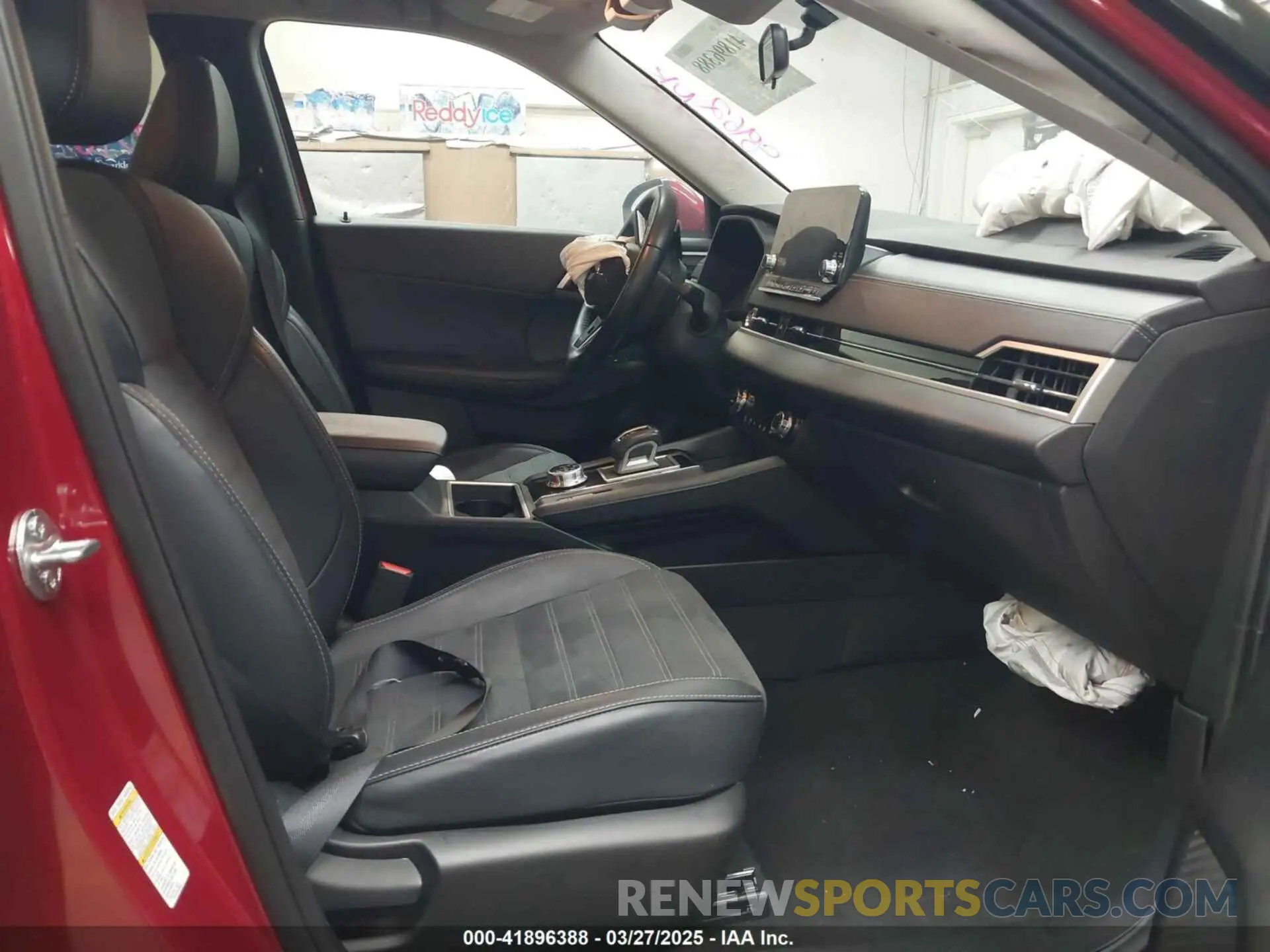 5 fotografías del automóvil dañado JA4J3VA83RZ069927 MITSUBISHI OUTLANDER 2024