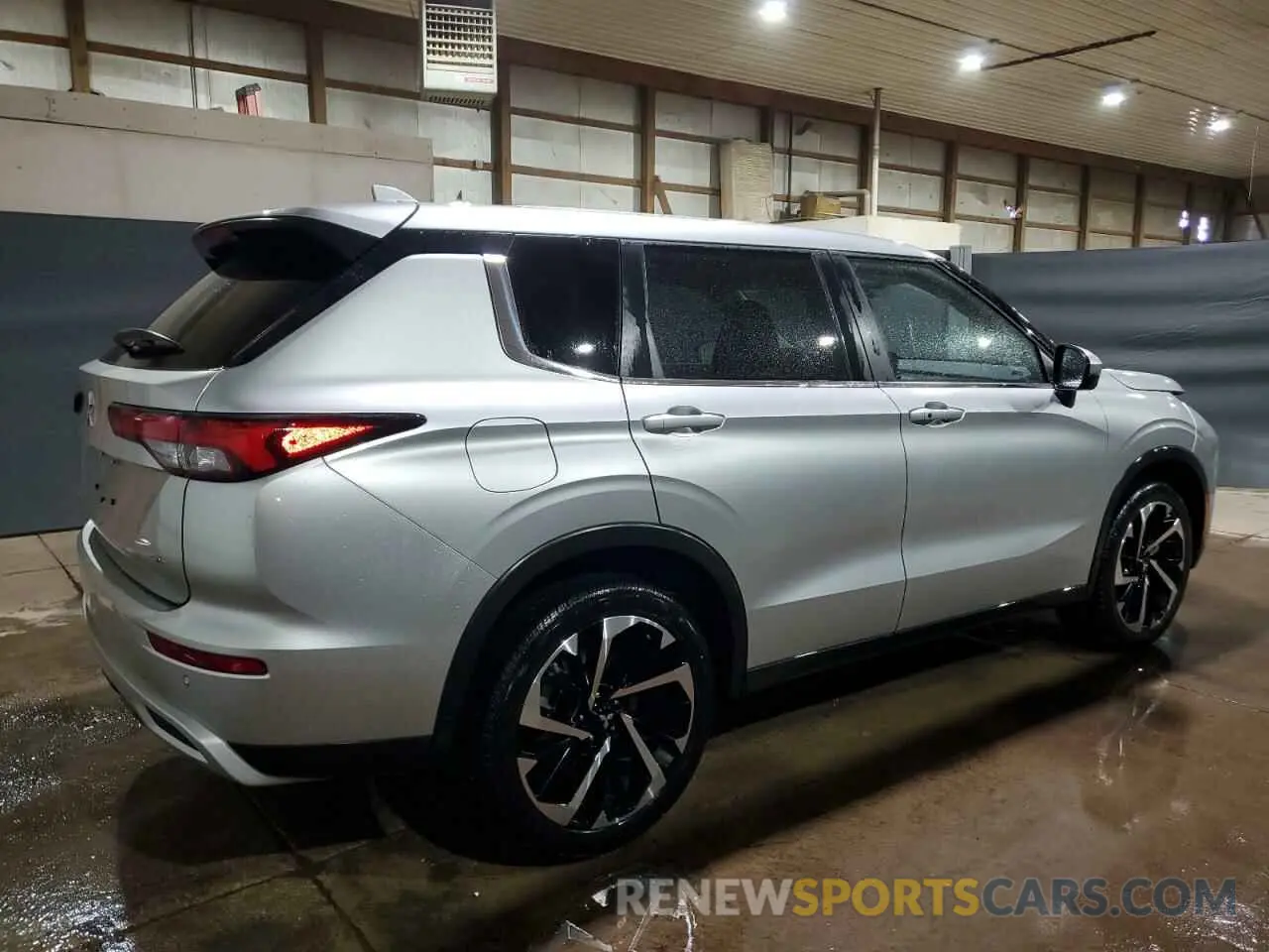 3 fotografías del automóvil dañado JA4J3VA83RZ072097 MITSUBISHI OUTLANDER 2024
