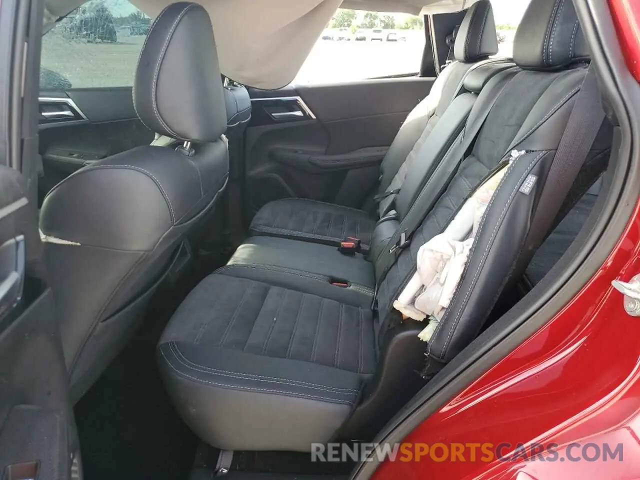 12 fotografías del automóvil dañado JA4J3VA83RZ077512 MITSUBISHI OUTLANDER 2024