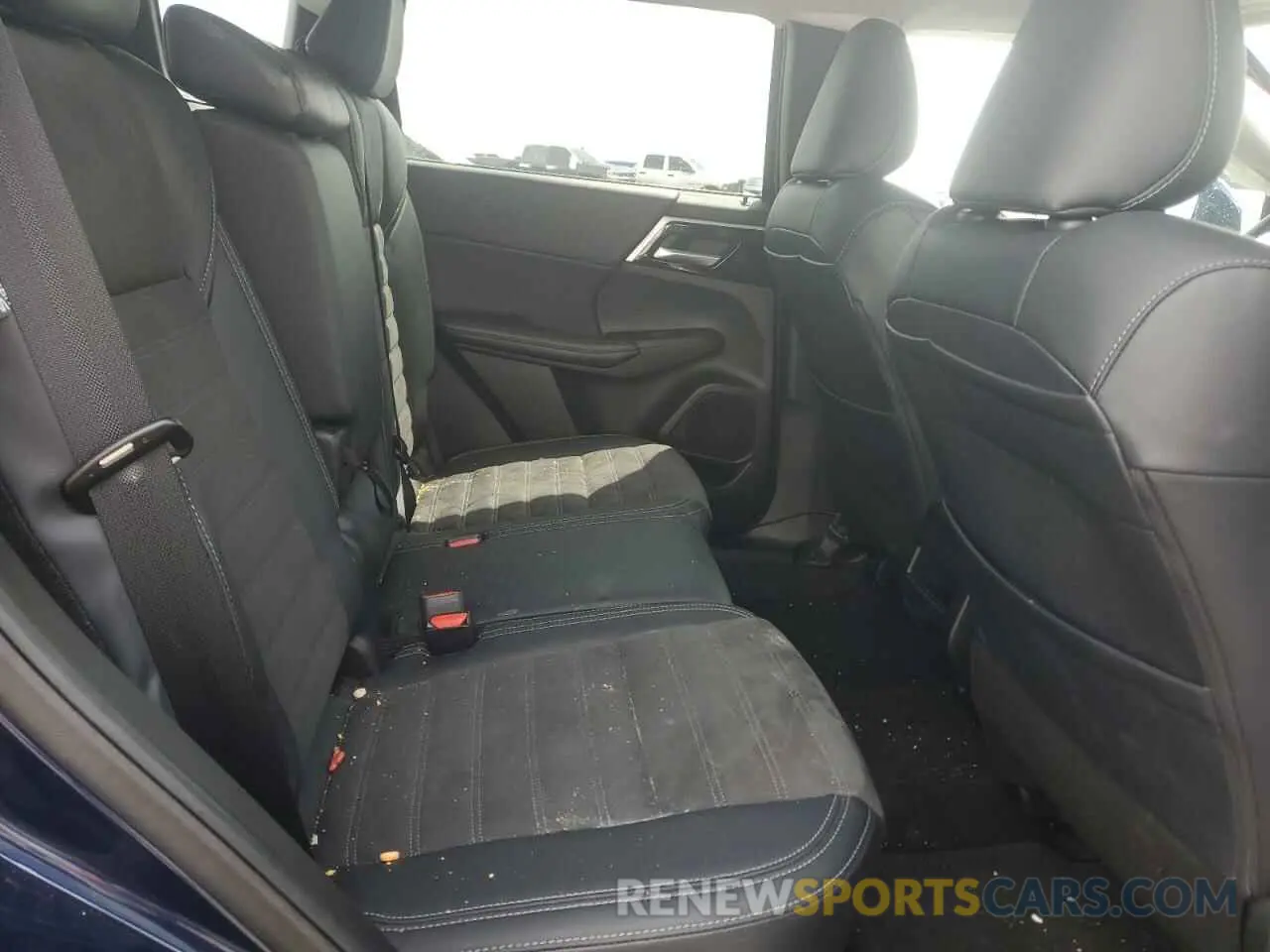 11 fotografías del automóvil dañado JA4J3VA86RZ017028 MITSUBISHI OUTLANDER 2024