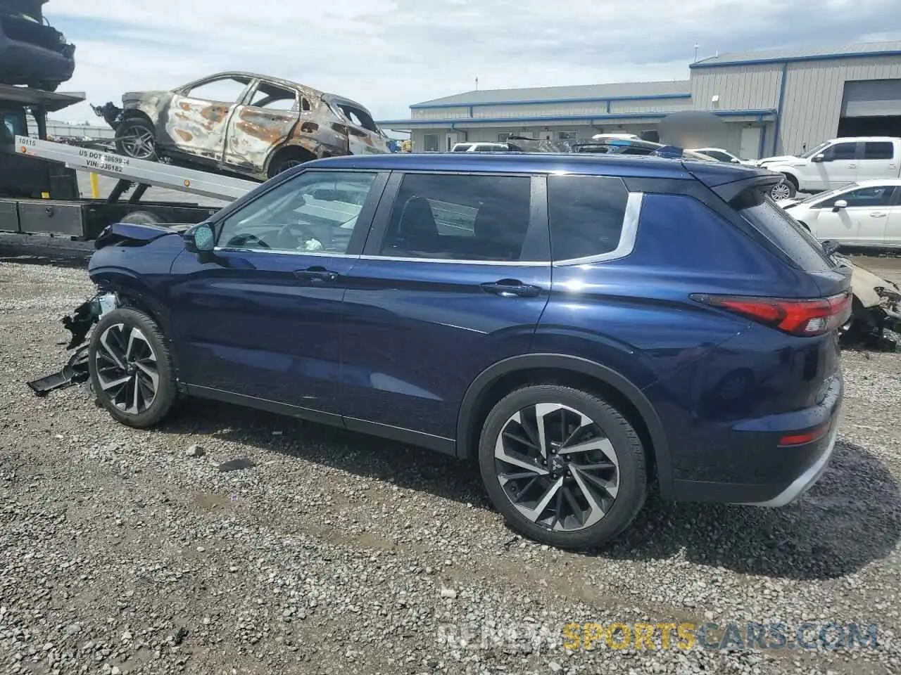 2 fotografías del automóvil dañado JA4J3VA86RZ017028 MITSUBISHI OUTLANDER 2024