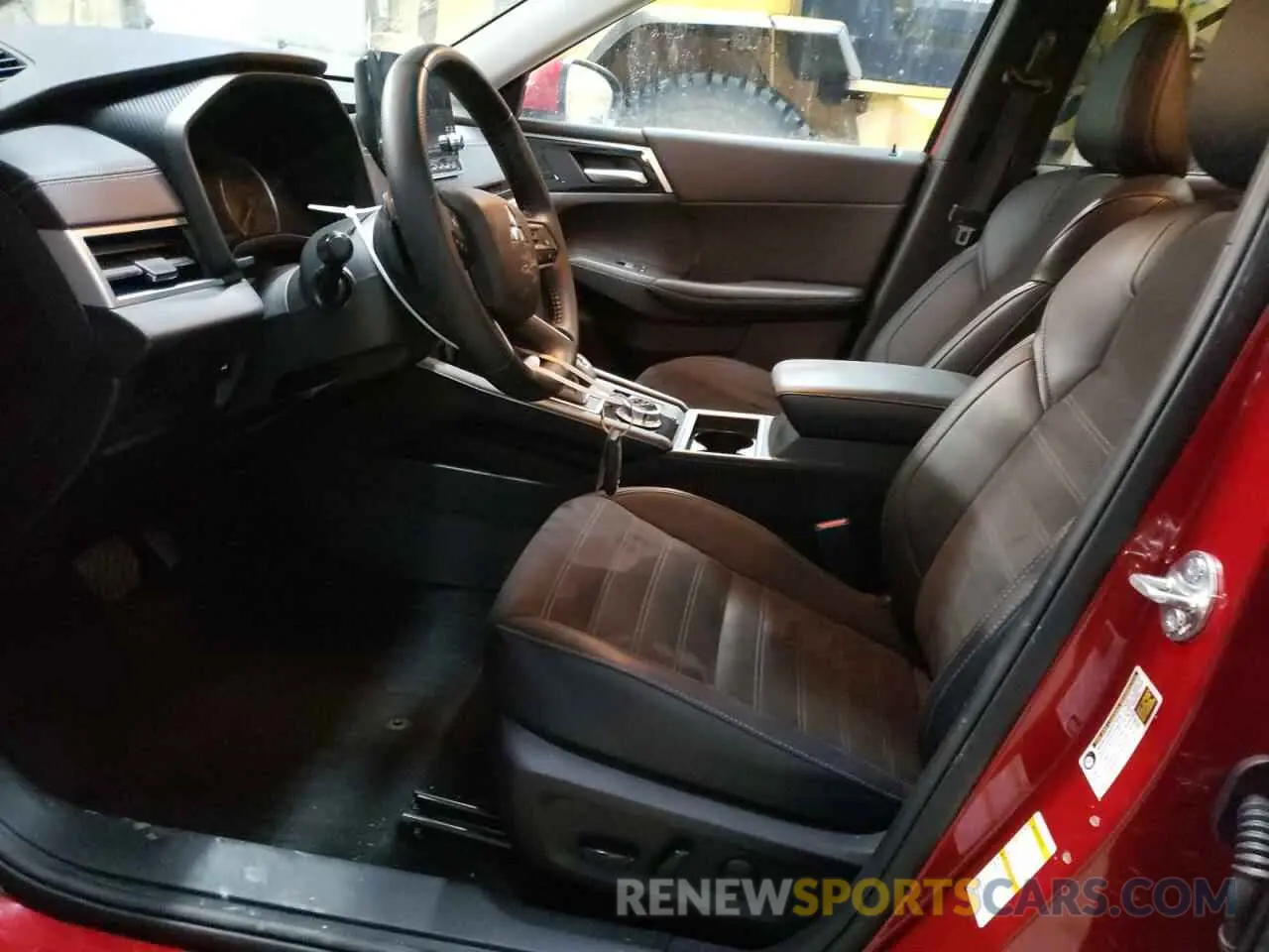 7 fotografías del automóvil dañado JA4J3VA87RZ060213 MITSUBISHI OUTLANDER 2024